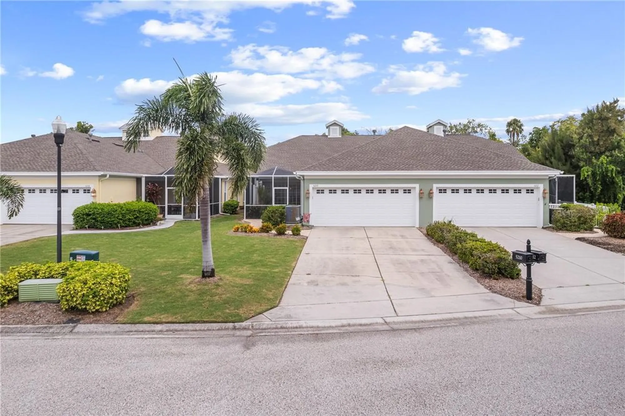 Property Slideshow image 8 of 97 | 5210 golden isles dr, Apollo Beach, FL, 33572