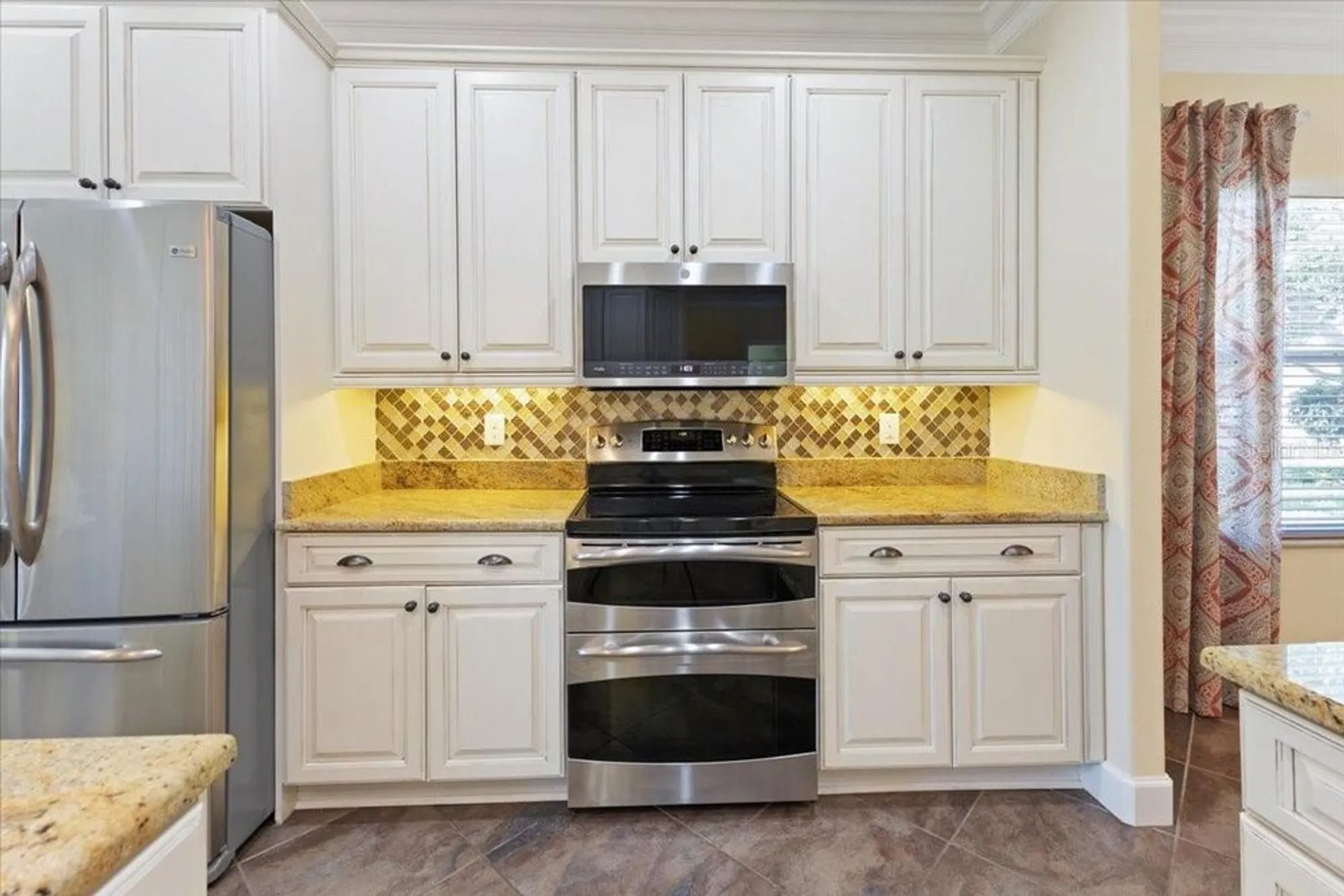 Property Slideshow image 18 of 80 | 576 gadsen st, Englewood, FL, 34223