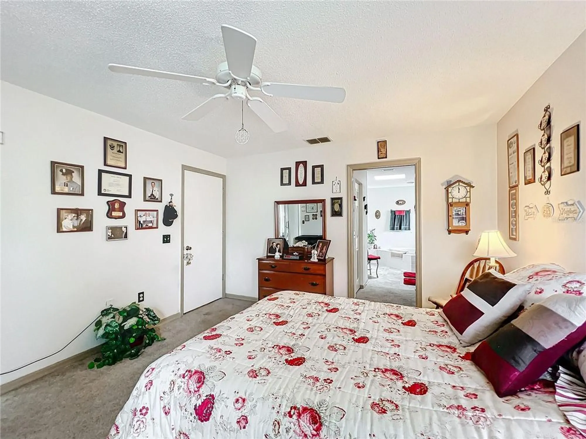 Property Slideshow image 15 of 27 | 2206 silver lakes dr, Lakeland, FL, 33810