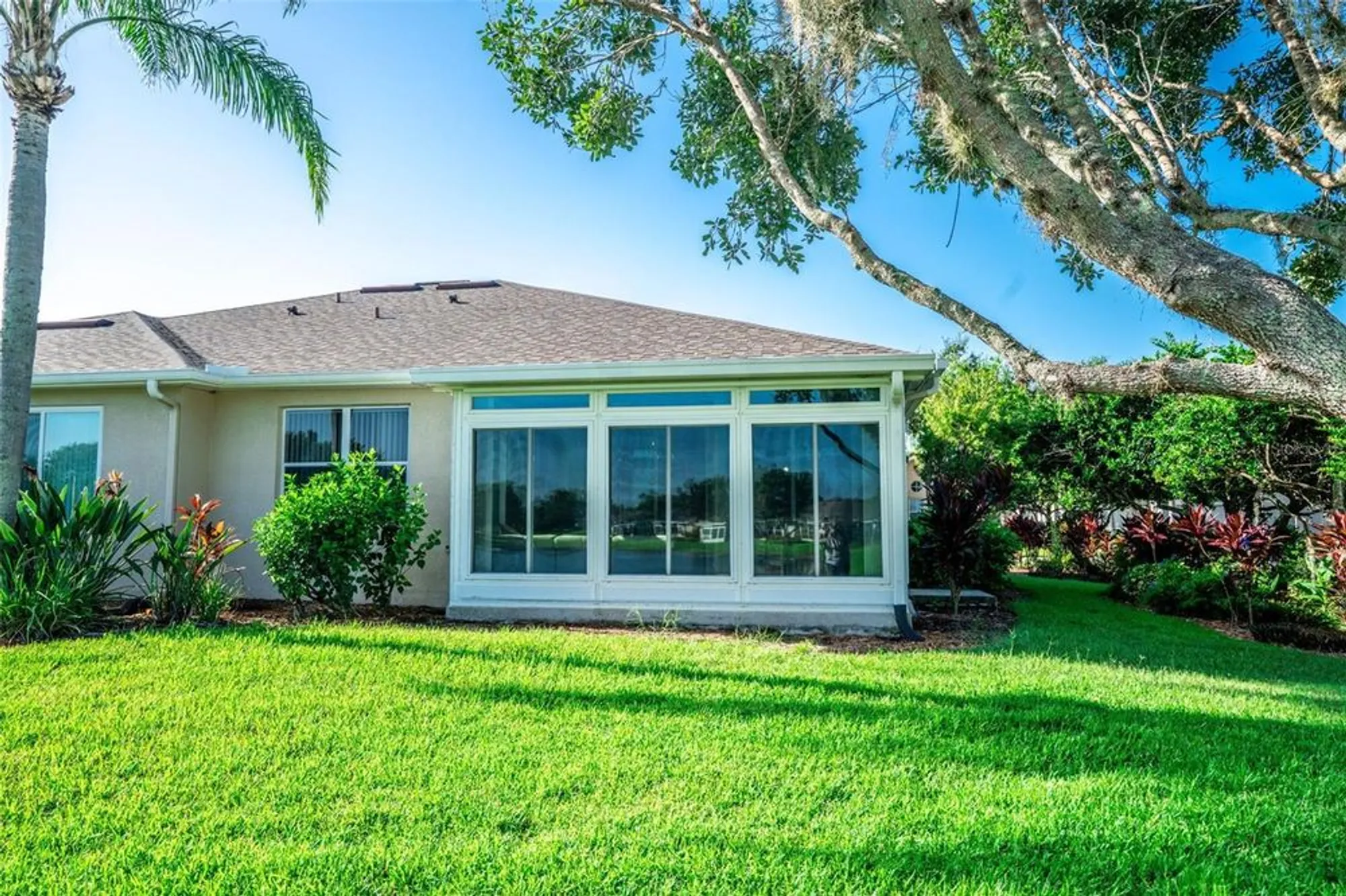 Property Slideshow image 29 of 39 | 2427 sifield greens way, Sun City Center, FL, 33573