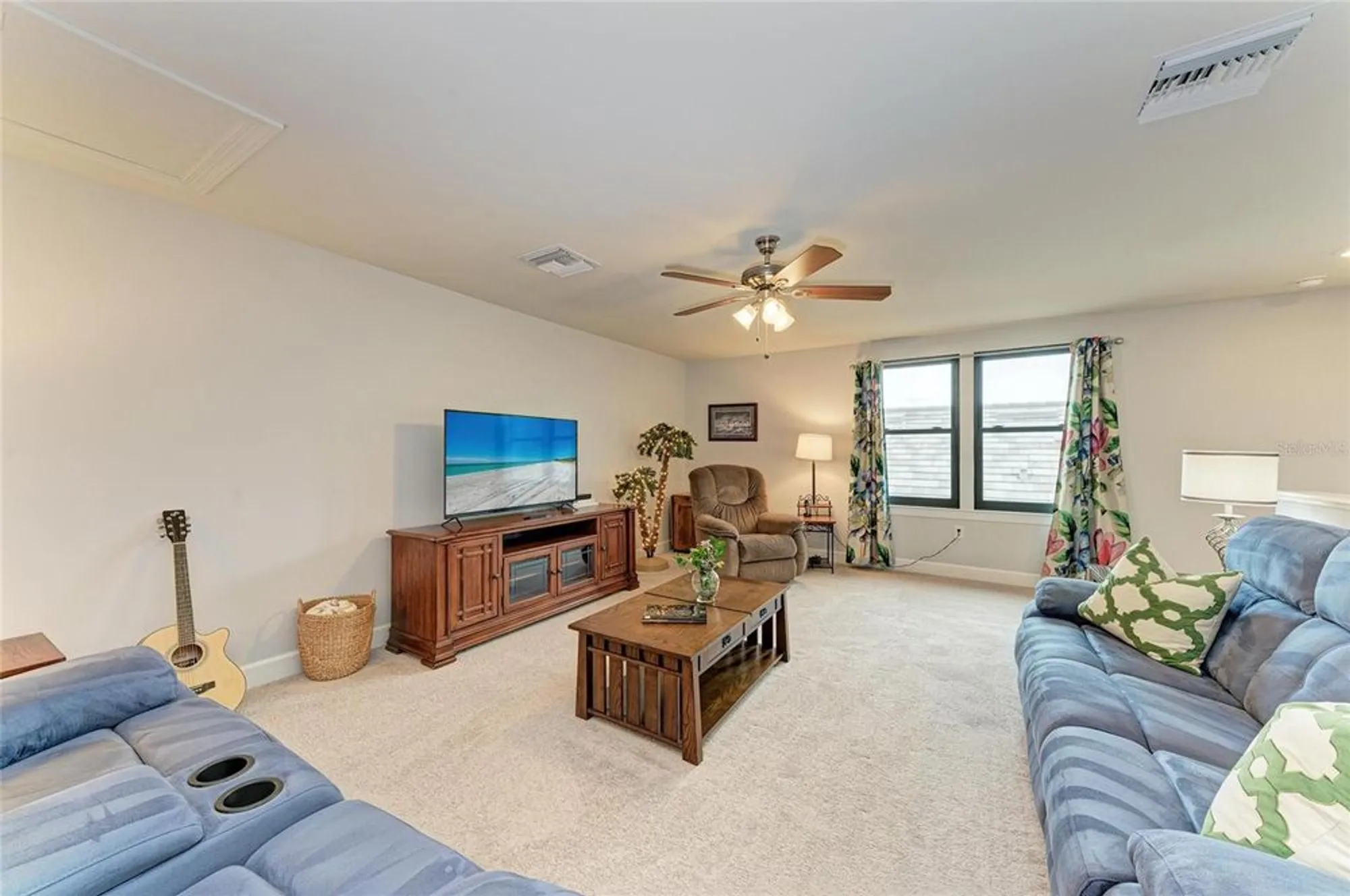 Property Slideshow image 35 of 65 | 7572 viola loop, Bradenton, FL, 34202