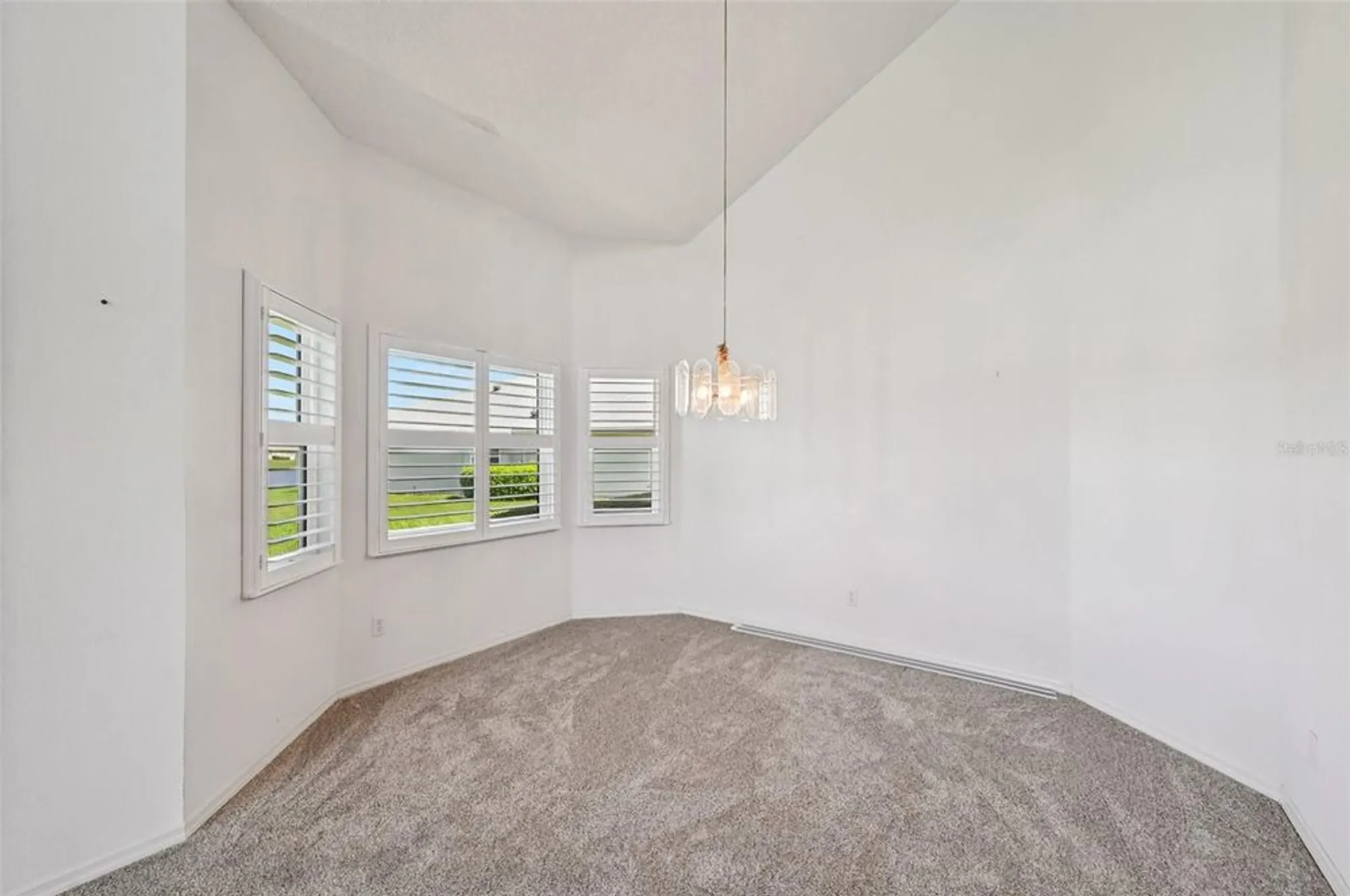 Property Slideshow image 9 of 67 | 1011 otter mill way, Sun City Center, FL, 33573