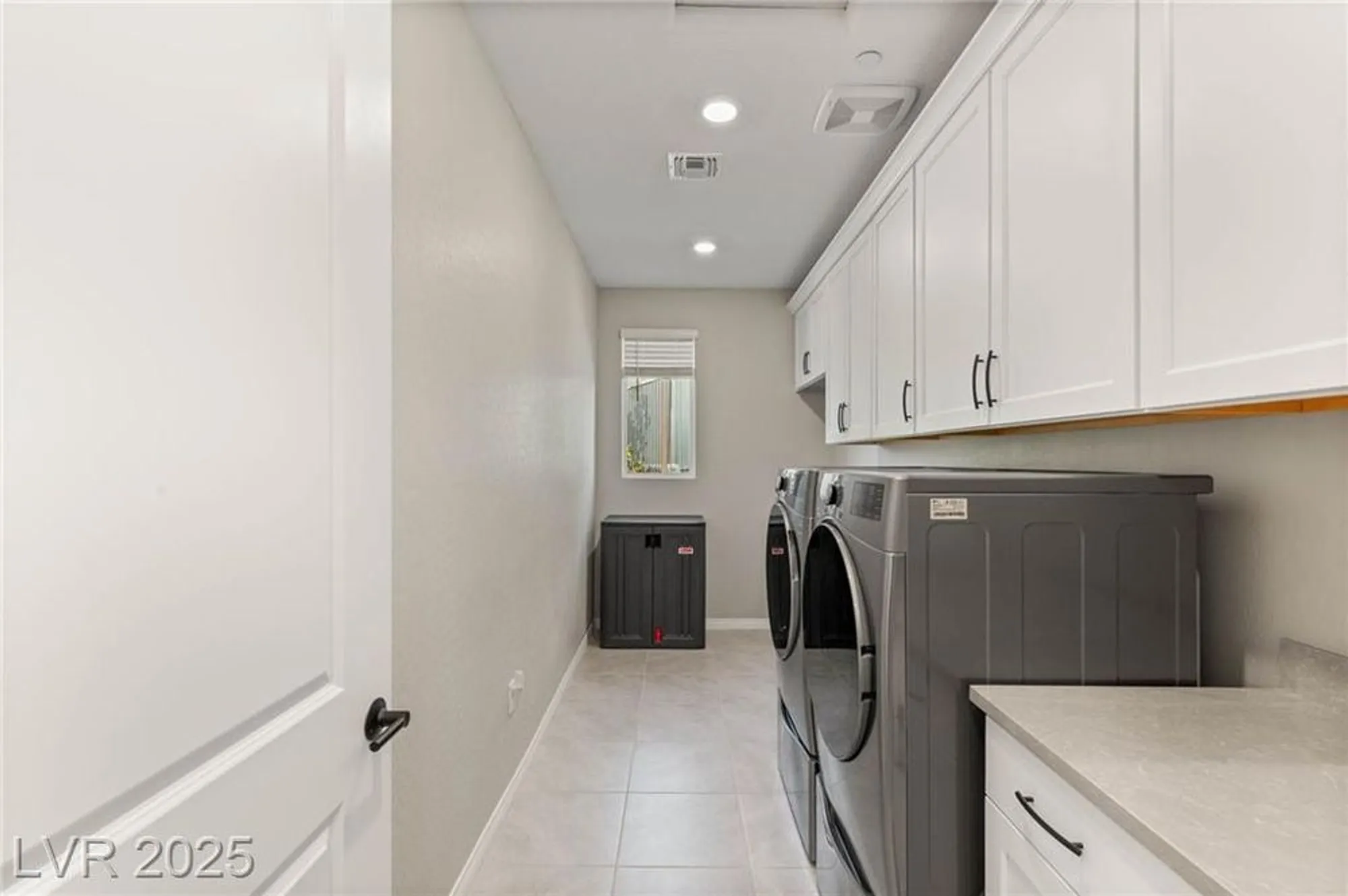 Property Slideshow image 22 of 38 | 14 summer agave ave, Henderson, NV, 89011