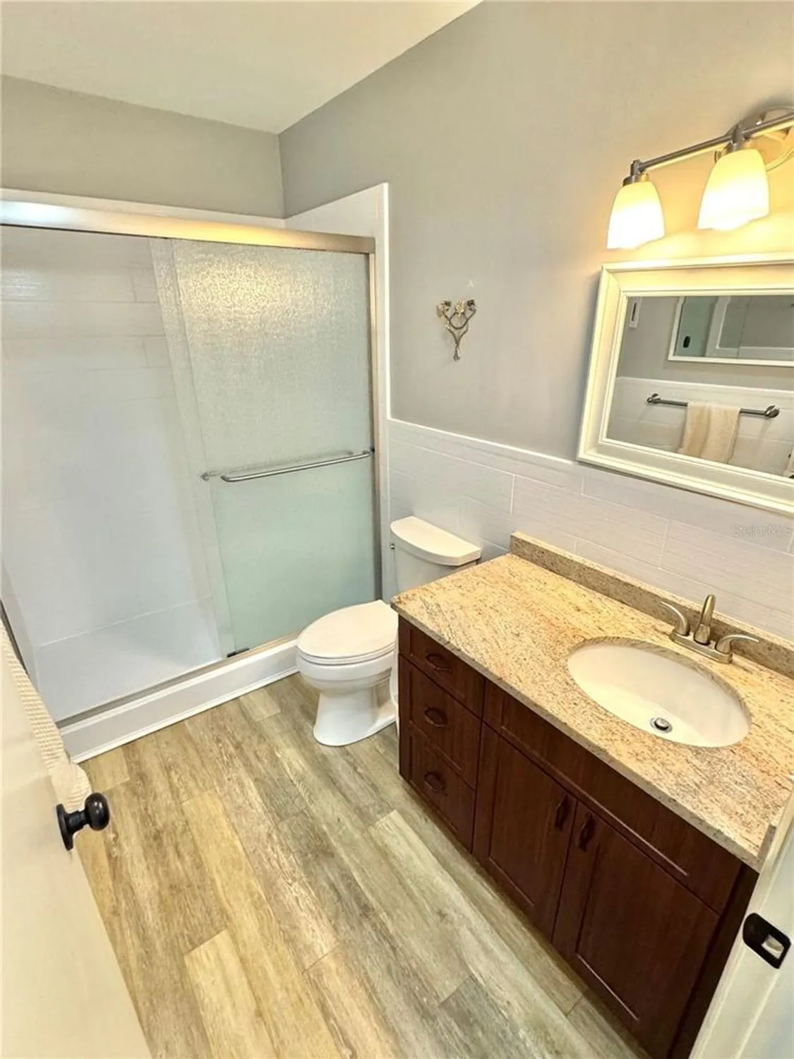 Property Slideshow image 23 of 37 | 2262 swedish dr 6, Clearwater, FL, 33763