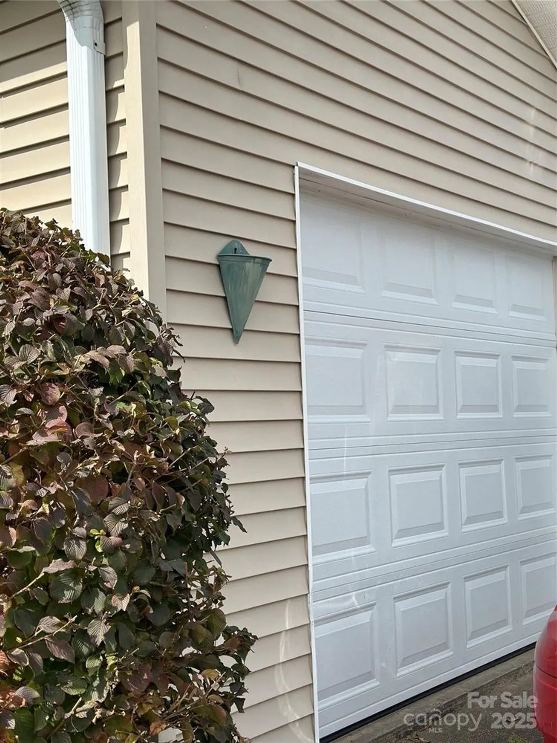 Property Slideshow image 8 of 28 | 308 riverwind dr, Hendersonville, NC, 28739