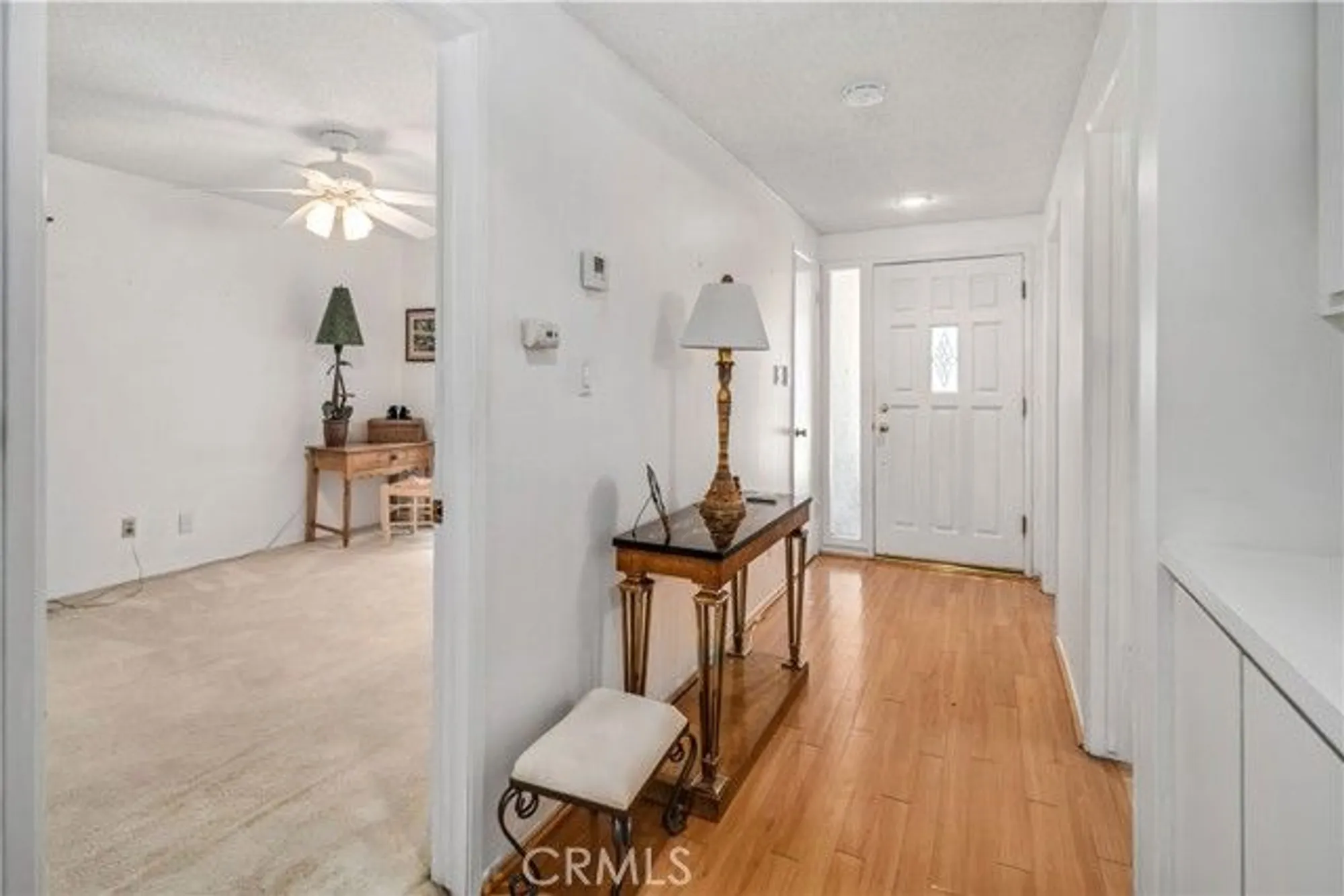 Property Slideshow image 13 of 30 | 19427 oak crossing rd, Newhall, CA, 91321