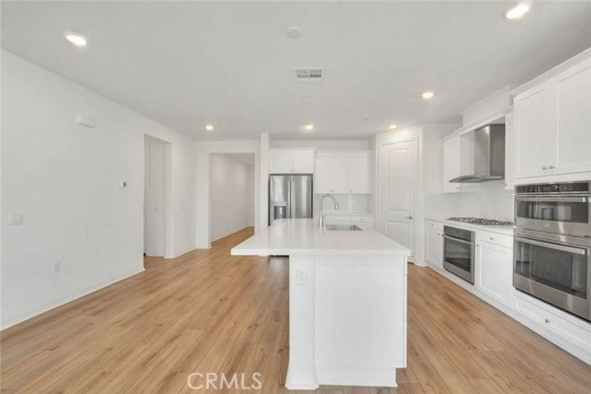 Property Slideshow image 8 of 45 | 4068 e amigos privado, Ontario, CA, 91761