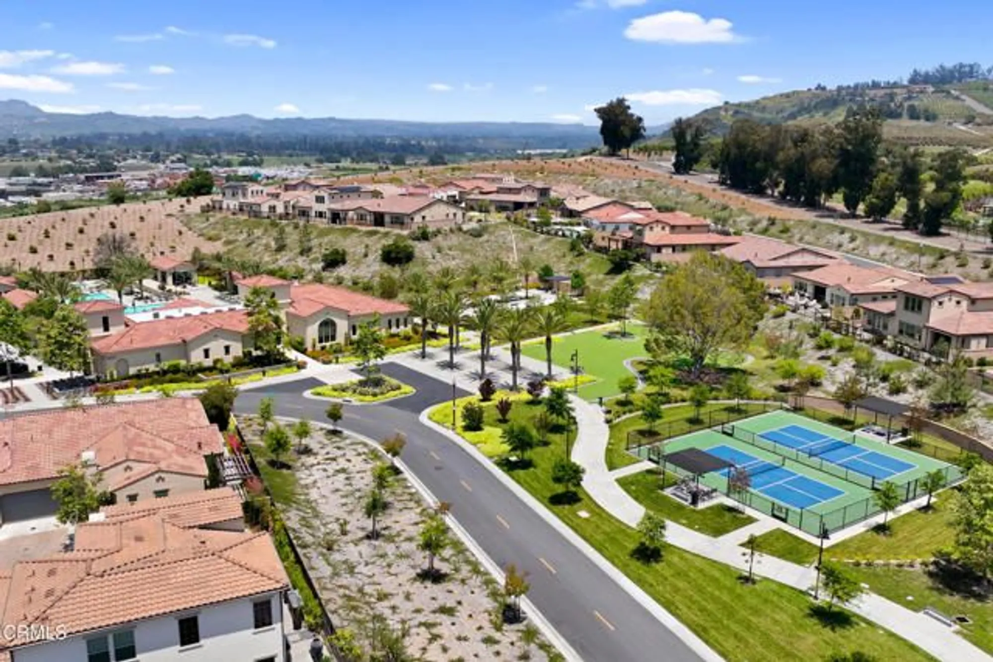 Property Slideshow image 71 of 76 | 2188 jovana ct, Camarillo, CA, 93012