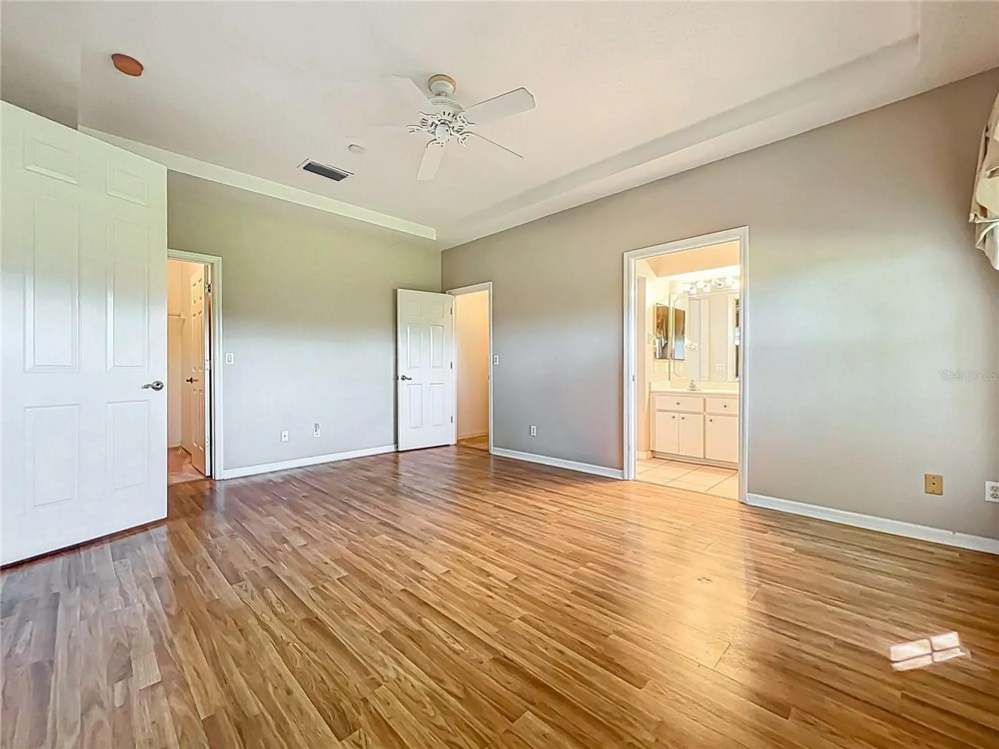 Property Slideshow image 28 of 53 | 21636 king henry ave, Leesburg, FL, 34748