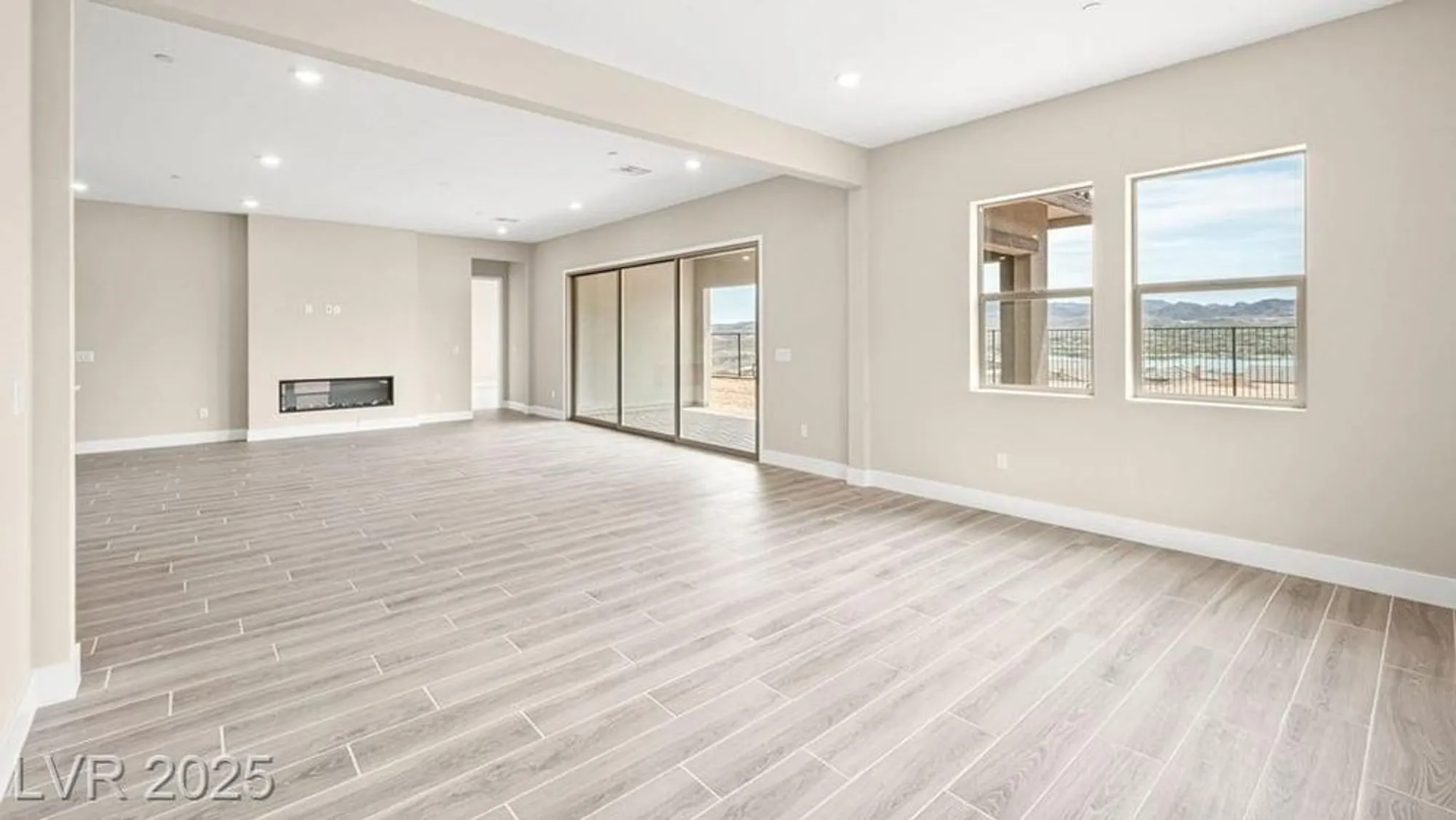 Property Slideshow image 19 of 50 | 243 paraggi bay dr, Henderson, NV, 89011