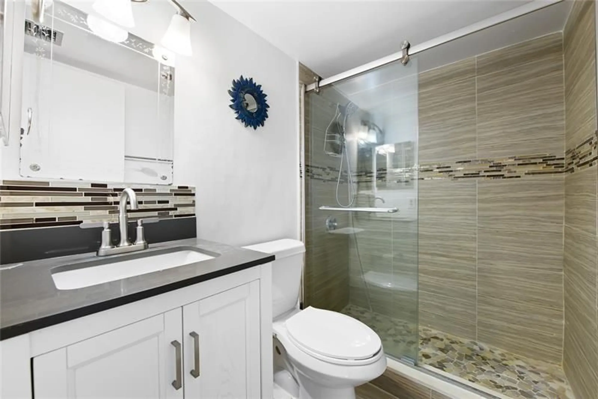 Property Slideshow image 12 of 28 | 1400 saint charles pl 615, Pembroke Pines, FL, 33026
