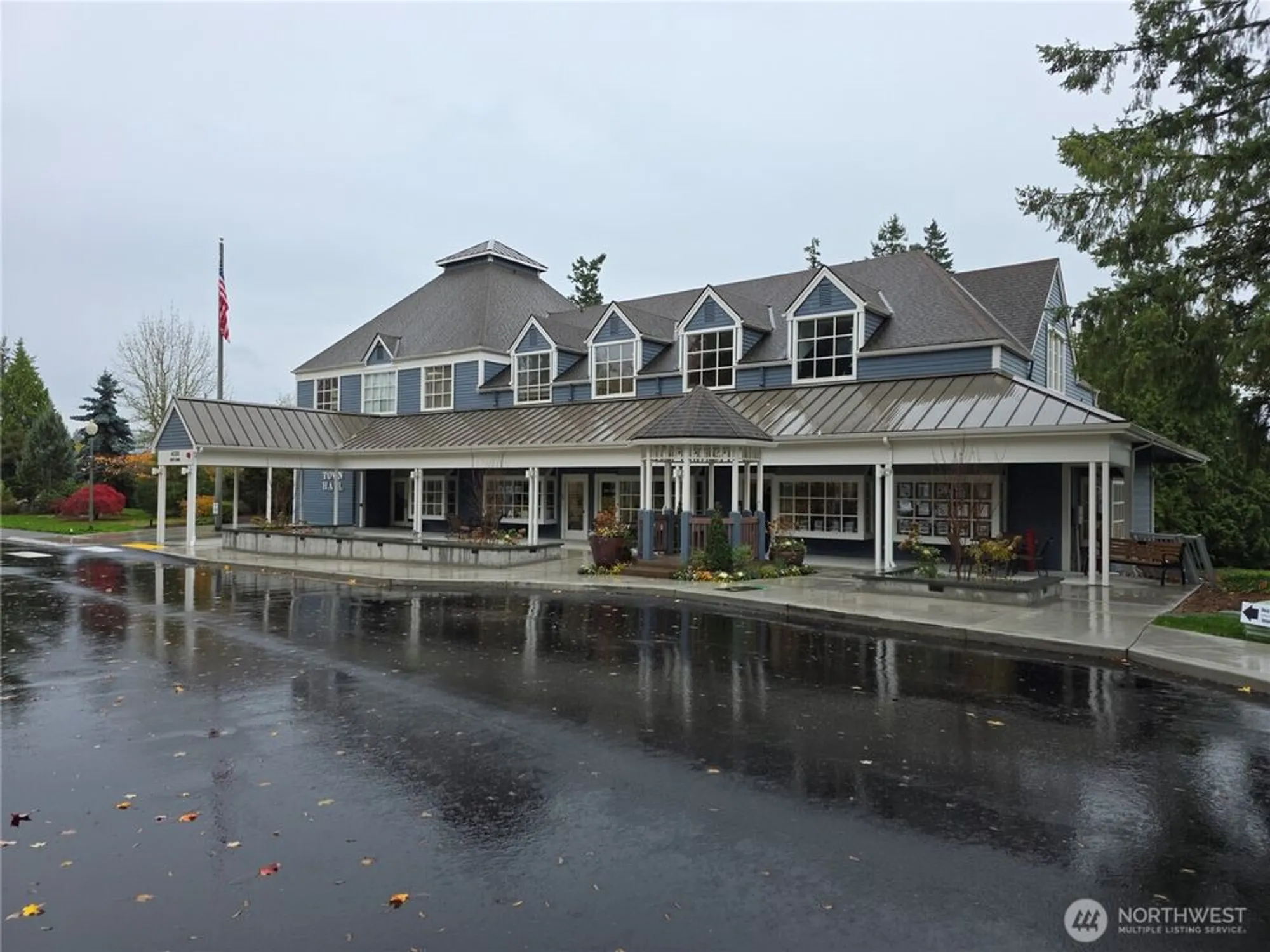 Property Slideshow image 40 of 40 | 3935 226th pl 313, Issaquah, WA, 98029