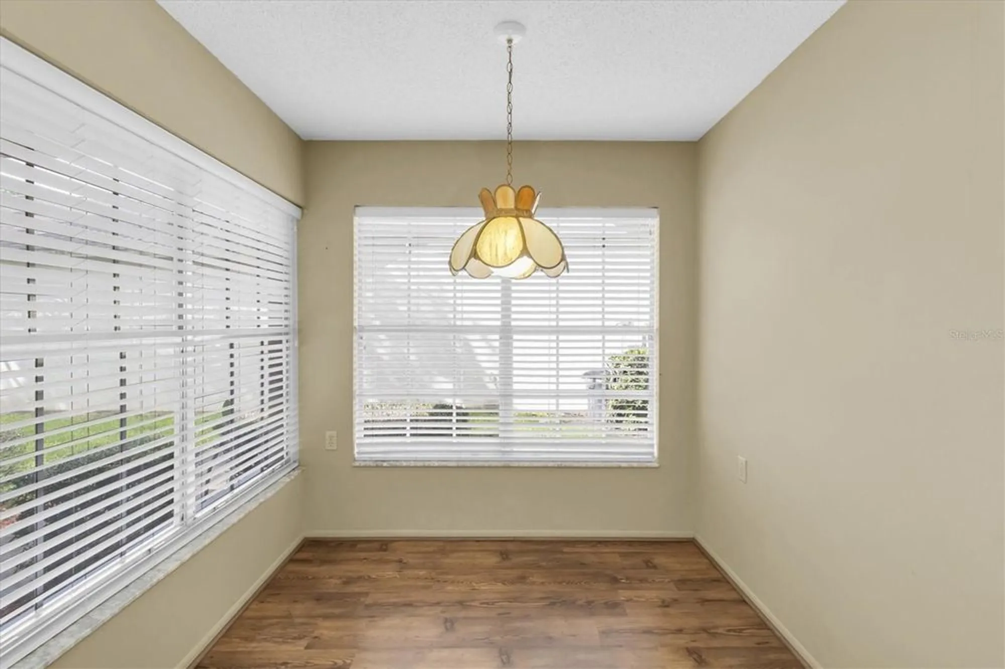 Property Slideshow image 14 of 38 | 4720 sheffield dr # 4720, New Port Richey, FL, 34655