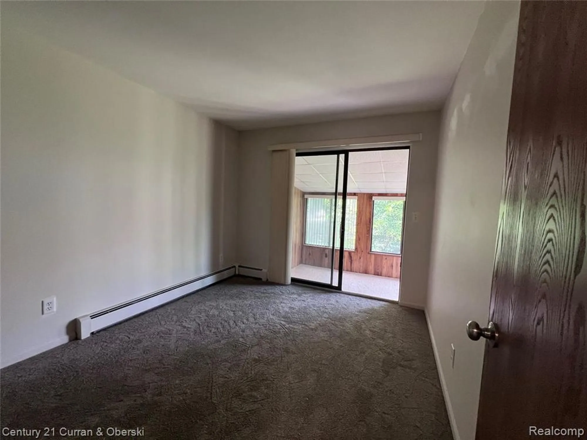 Property Slideshow image 12 of 28 | 61958 ticonderoga dr, South Lyon, MI, 48178