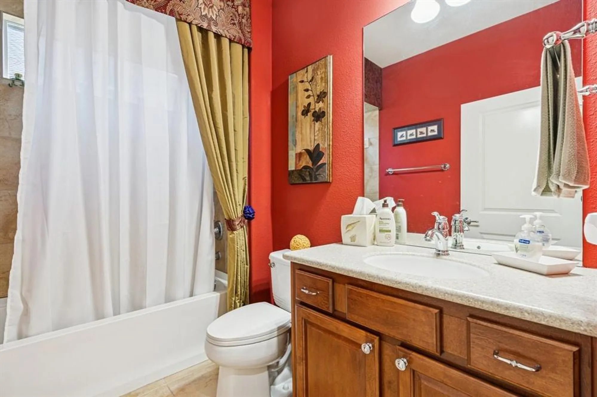 Property Slideshow image 19 of 32 | 7313 reflection bay dr, Frisco, TX, 75036