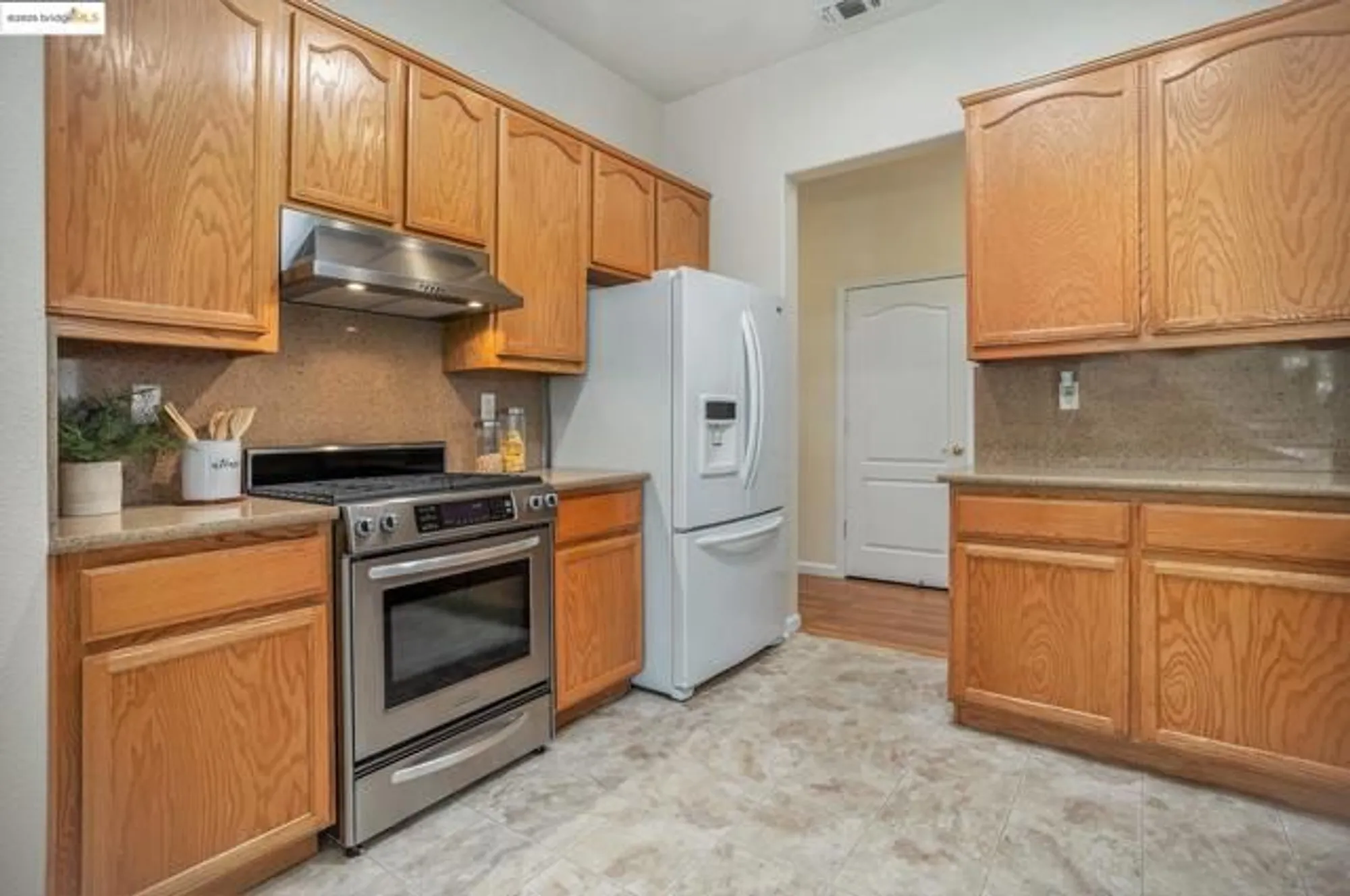 Property Slideshow image 19 of 48 | 1012 centennial dr, Brentwood, CA, 94513