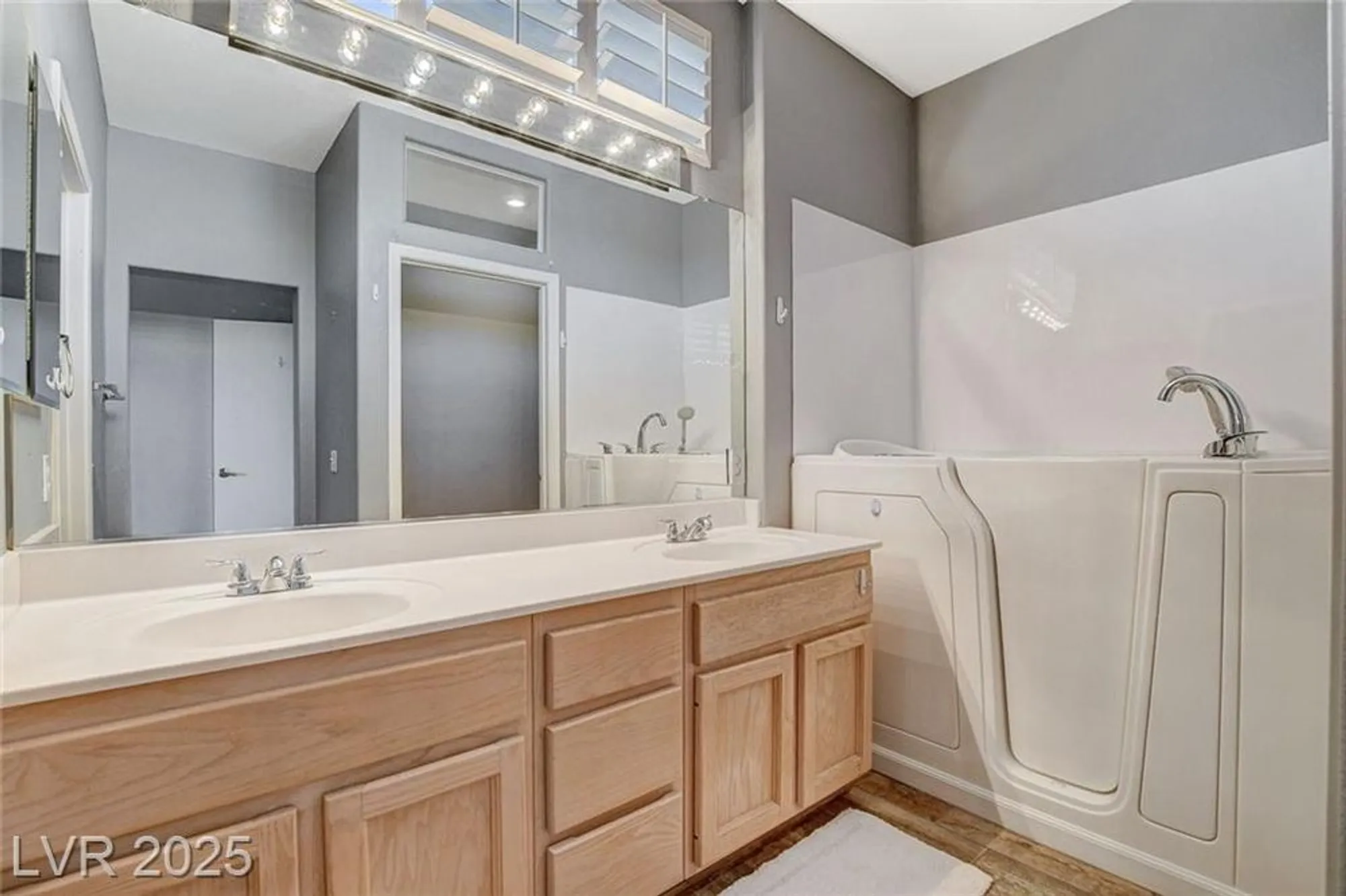 Property Slideshow image 25 of 66 | 3112 haddon dr, Las Vegas, NV, 89134