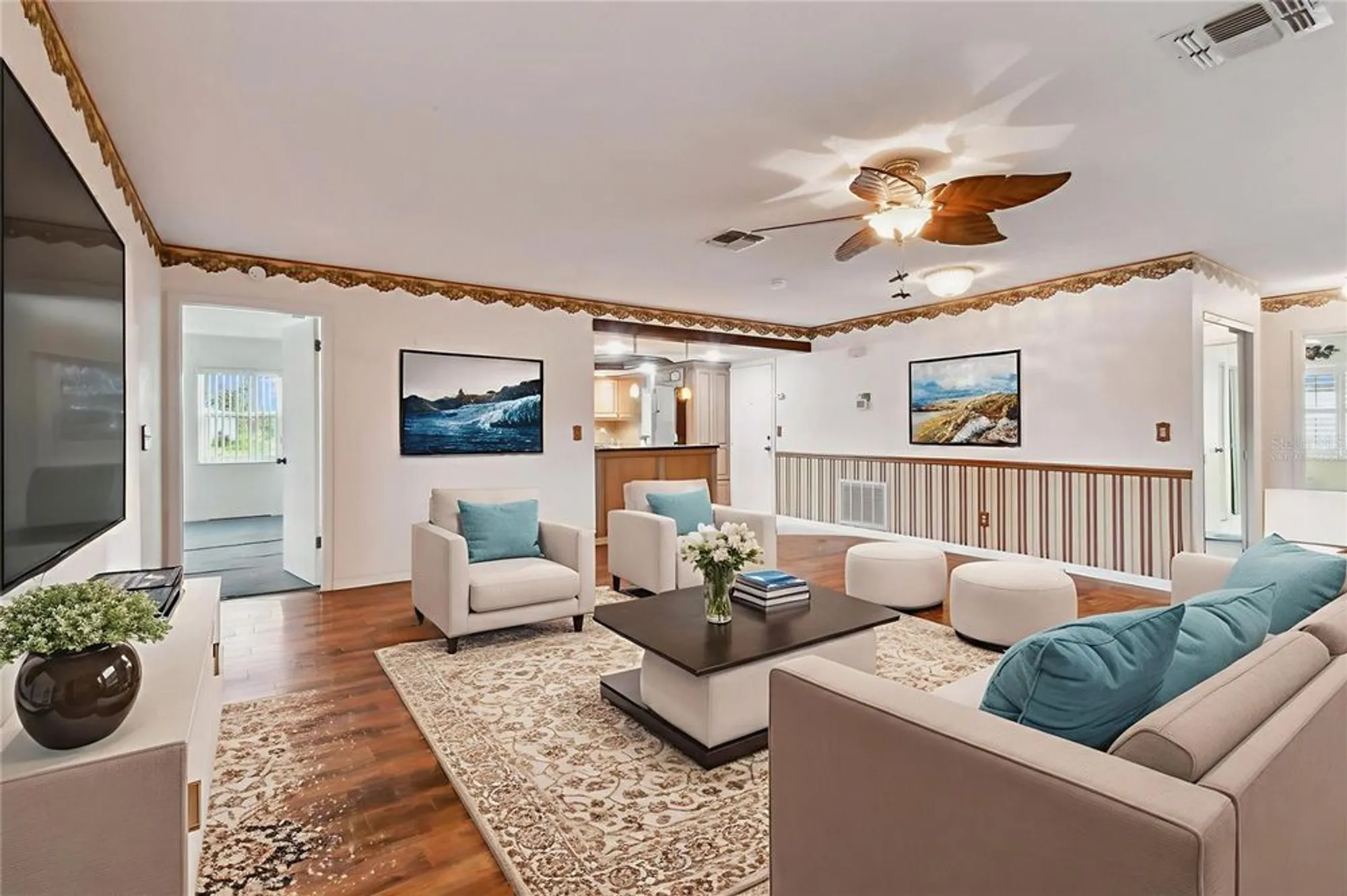 Property Slideshow image 11 of 28 | 912 e del webb blvd, Sun City Center, FL, 33573