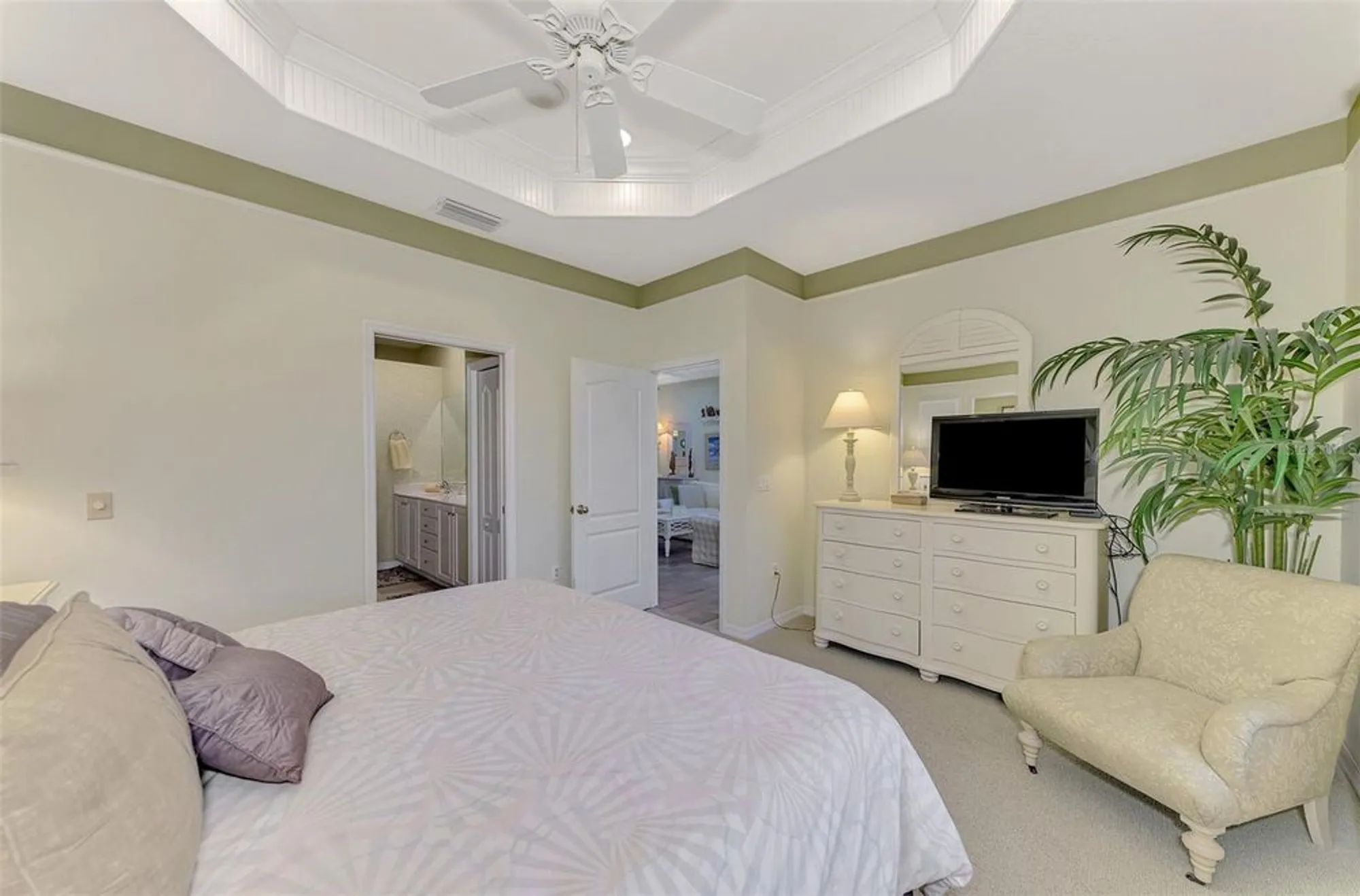 Property Slideshow image 30 of 51 | 4259 whispering oaks dr, North Port, FL, 34287