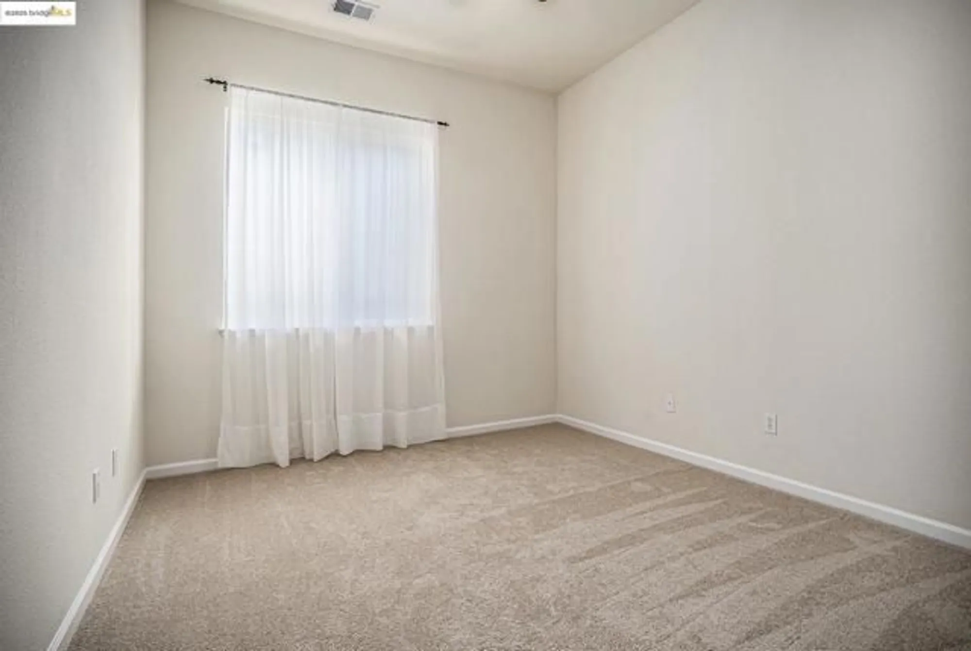 Property Slideshow image 26 of 48 | 1012 centennial dr, Brentwood, CA, 94513