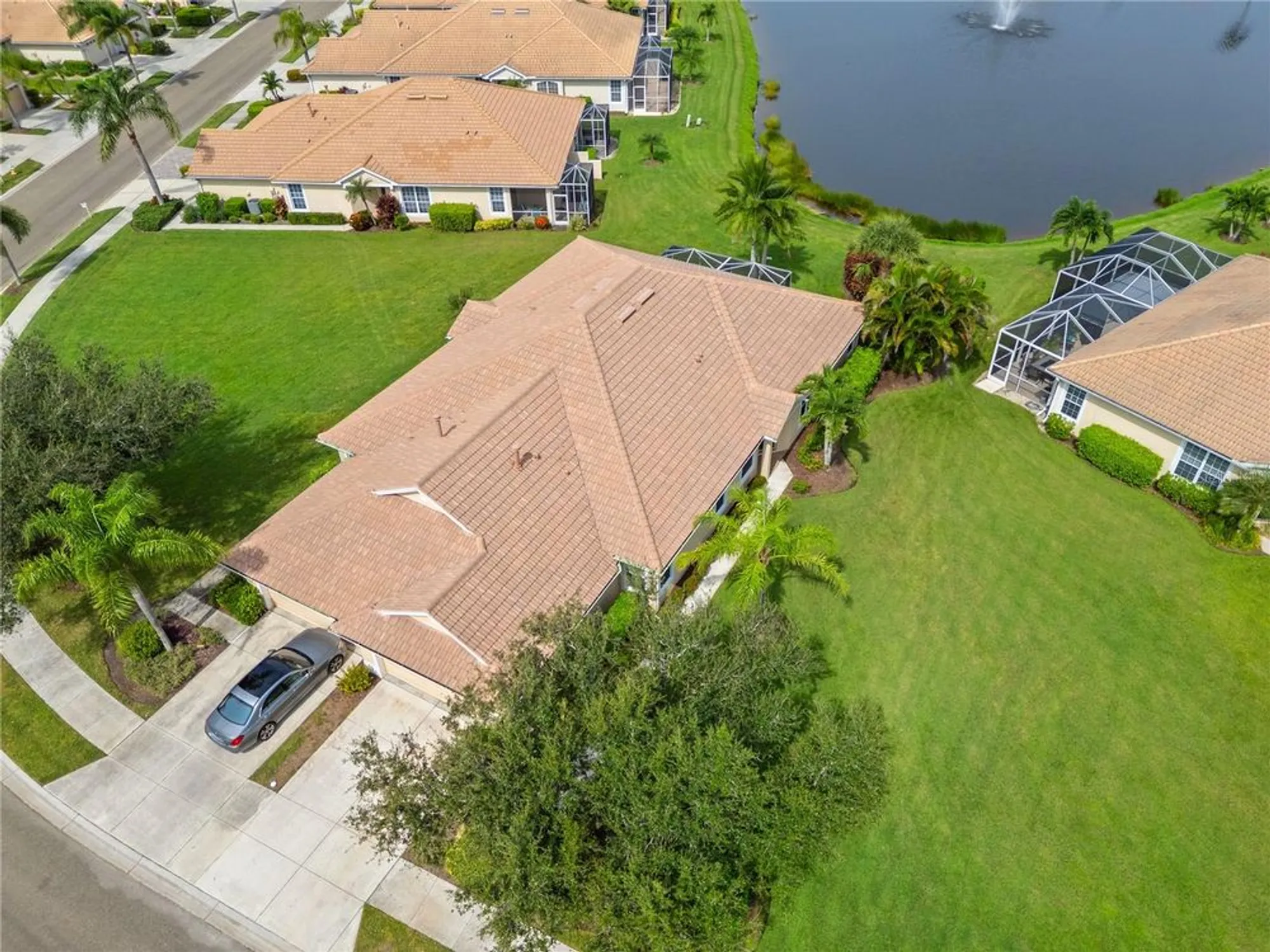 Property Slideshow image 38 of 57 | 5064 whispering oaks dr, North Port, FL, 34287