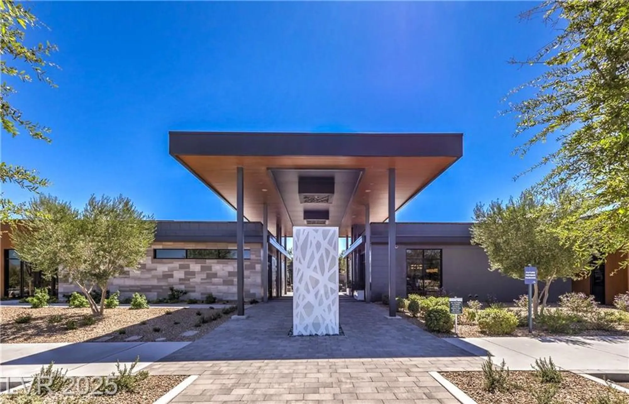 Property Slideshow image 35 of 52 | 9584 sard ln, Las Vegas, NV, 89143