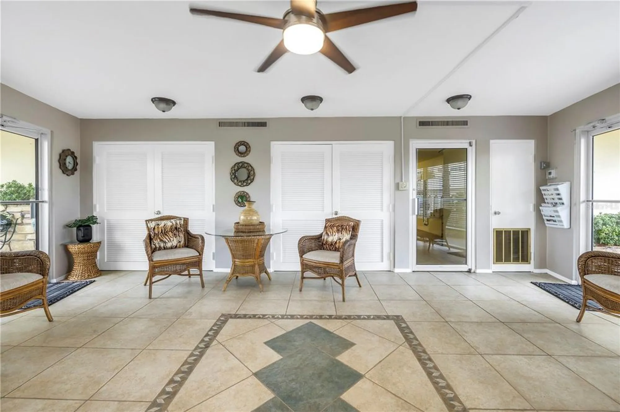 Property Slideshow image 49 of 73 | 4525 cove cir apt 102, Saint Petersburg, FL, 33708