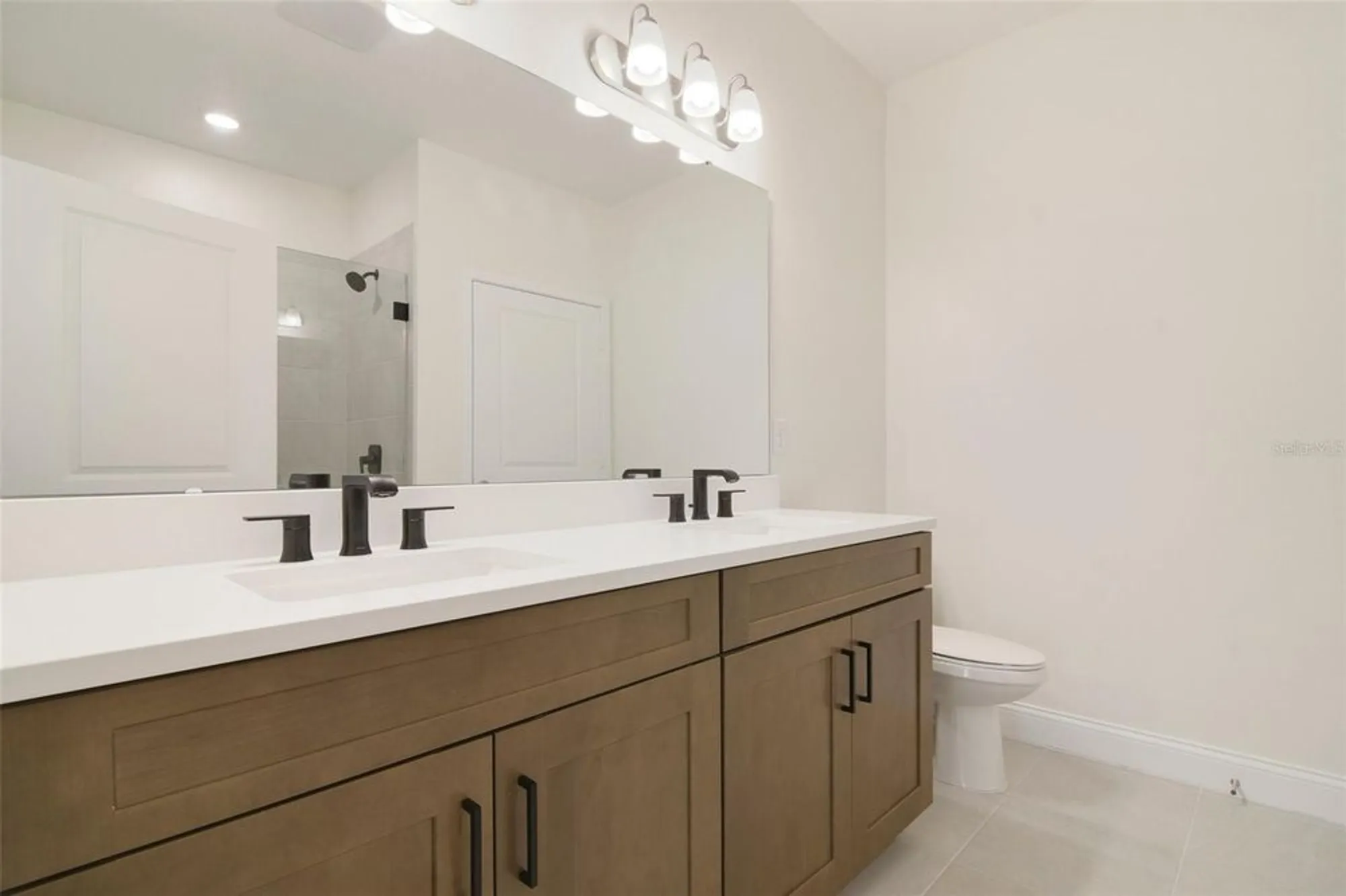 Property Slideshow image 12 of 20 | 7557 laureate blvd unit 6301, Orlando, FL, 32827