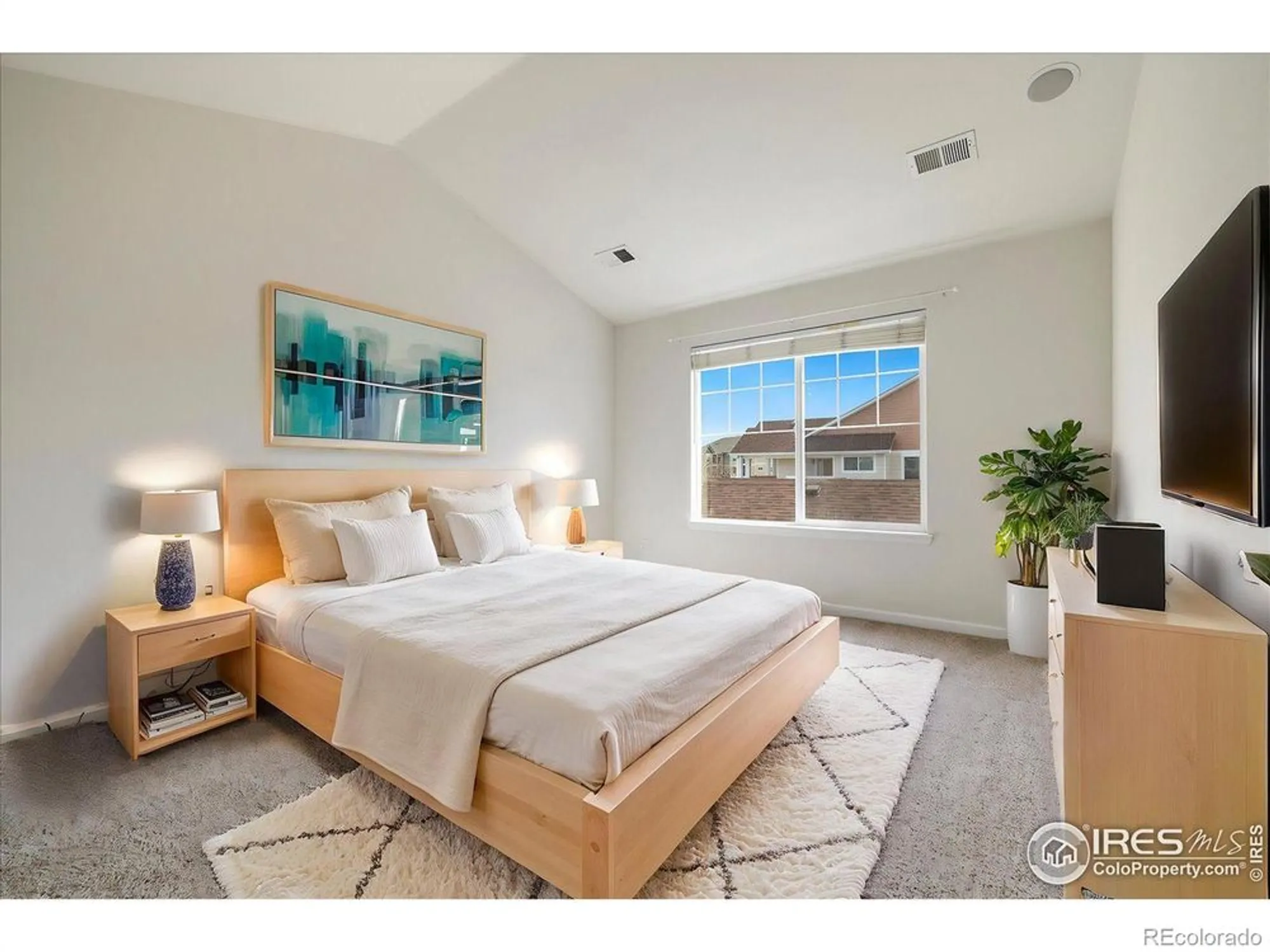 Property Slideshow image 19 of 33 | 4615 hahns peak dr unit 202, Loveland, CO, 80538