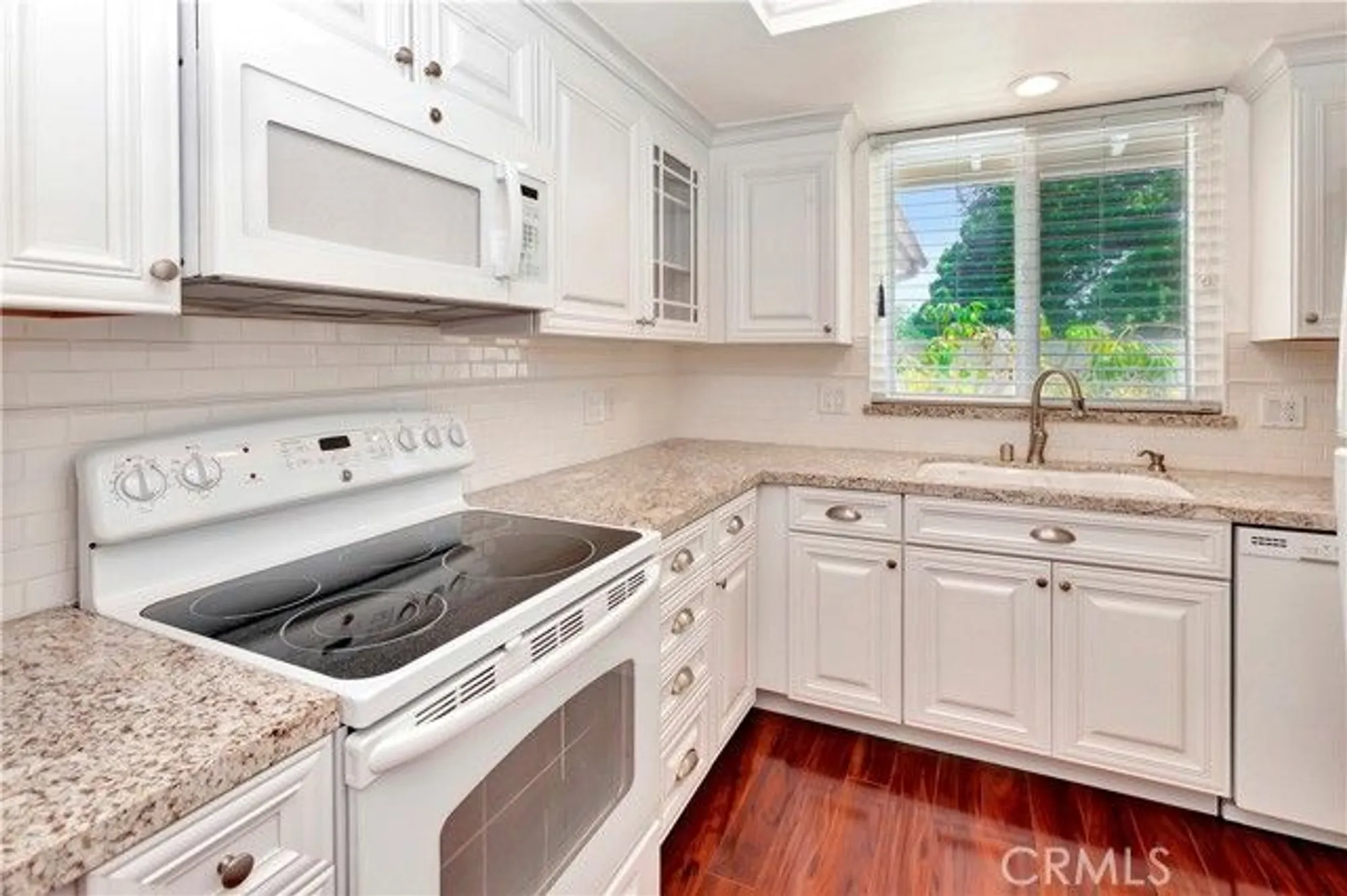 Property Slideshow image 4 of 29 | 741 avenida majorca b, Laguna Woods, CA, 92637