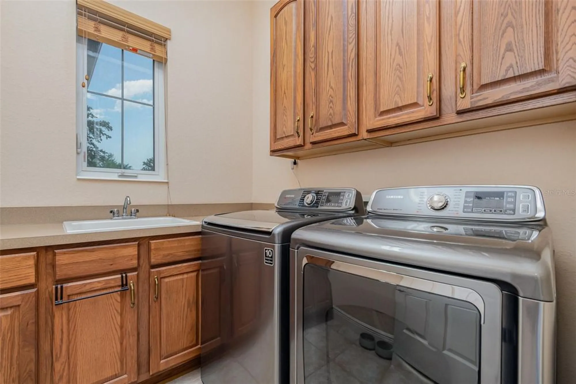 Property Slideshow image 18 of 34 | 38748 lakeview walk, Lady Lake, FL, 32159