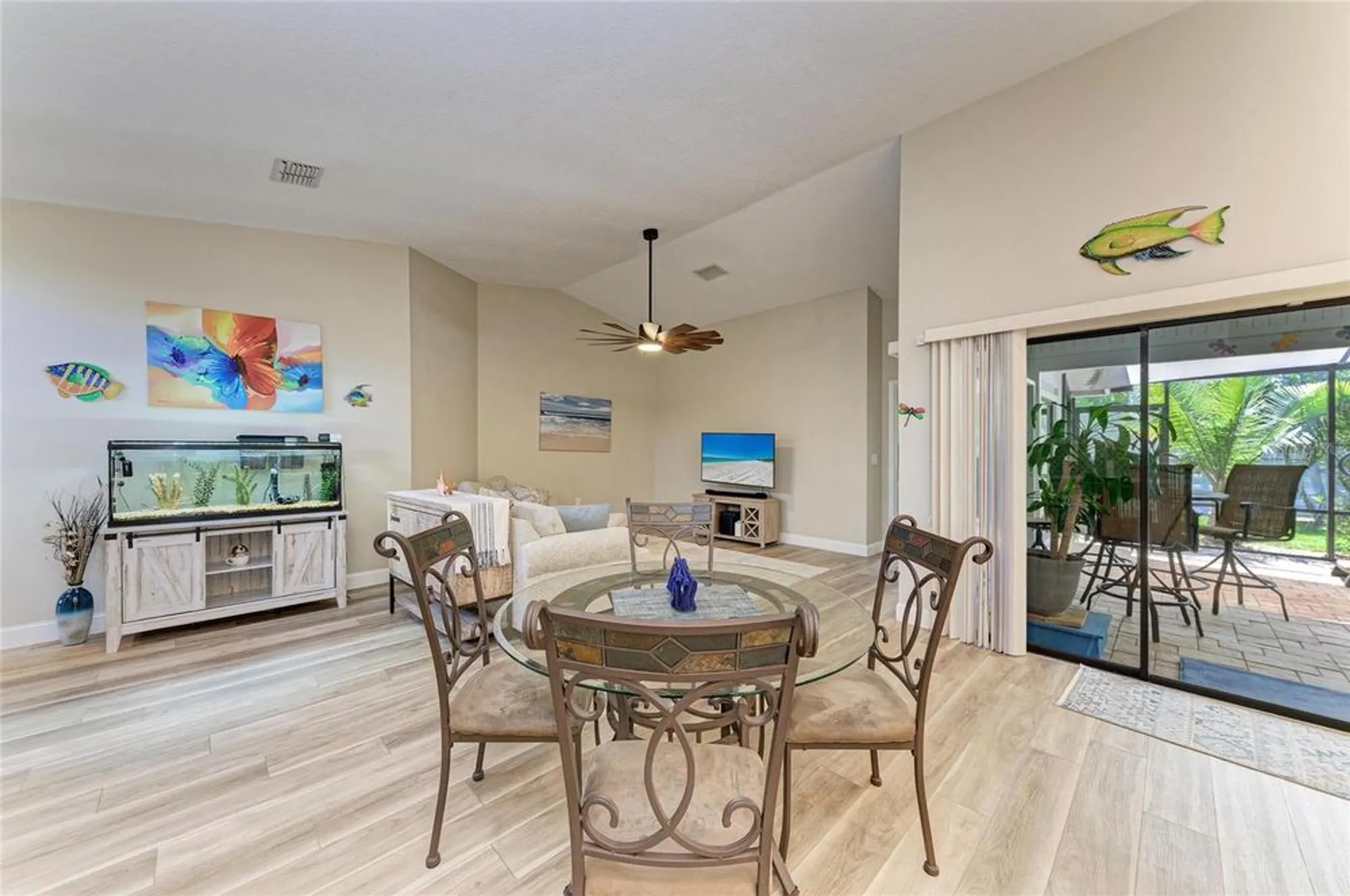Property Slideshow image 12 of 50 | 7865 pine trace dr, Sarasota, FL, 34243
