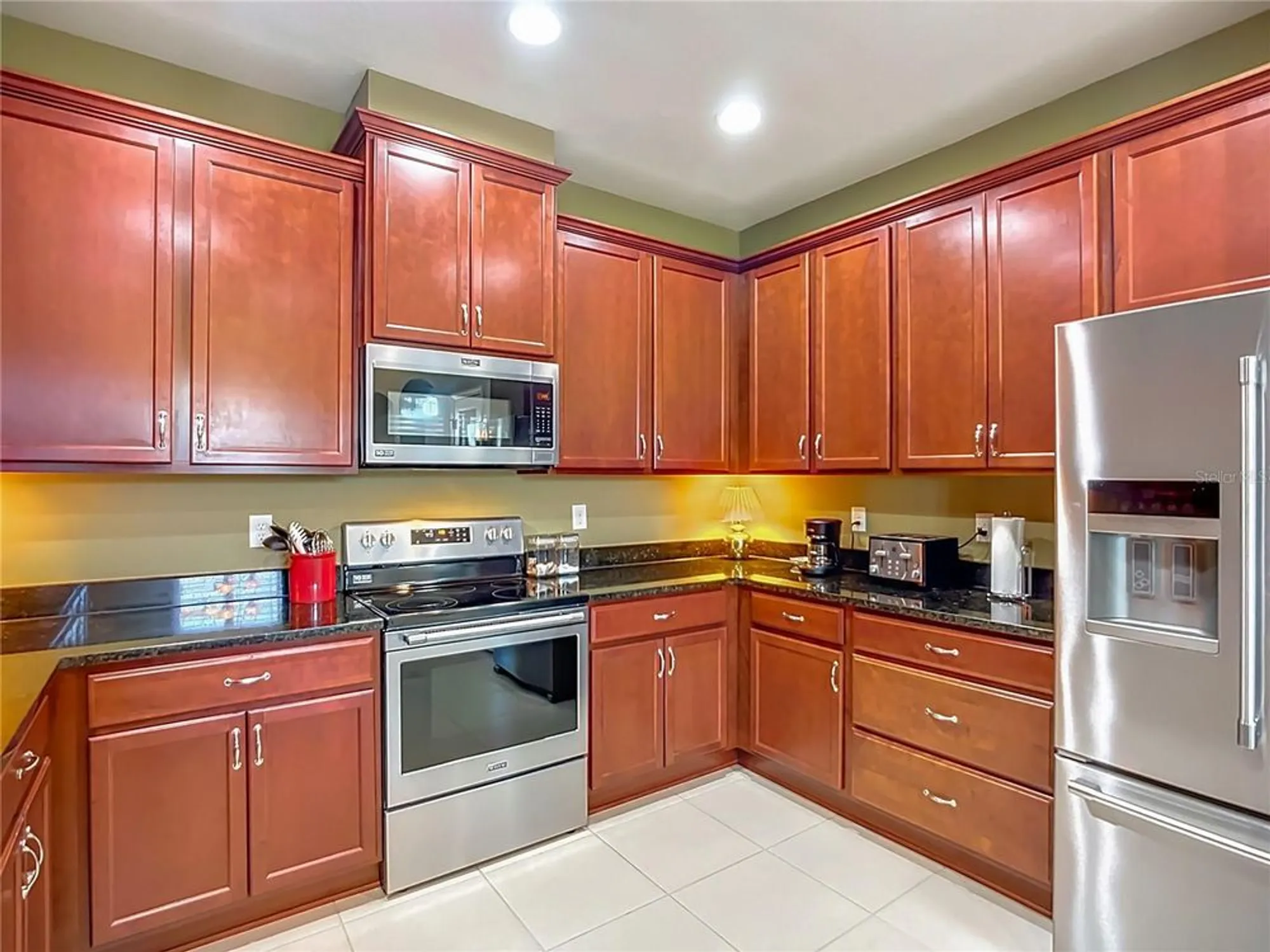 Property Slideshow image 13 of 43 | 689 chipper dr, Sun City Center, FL, 33573