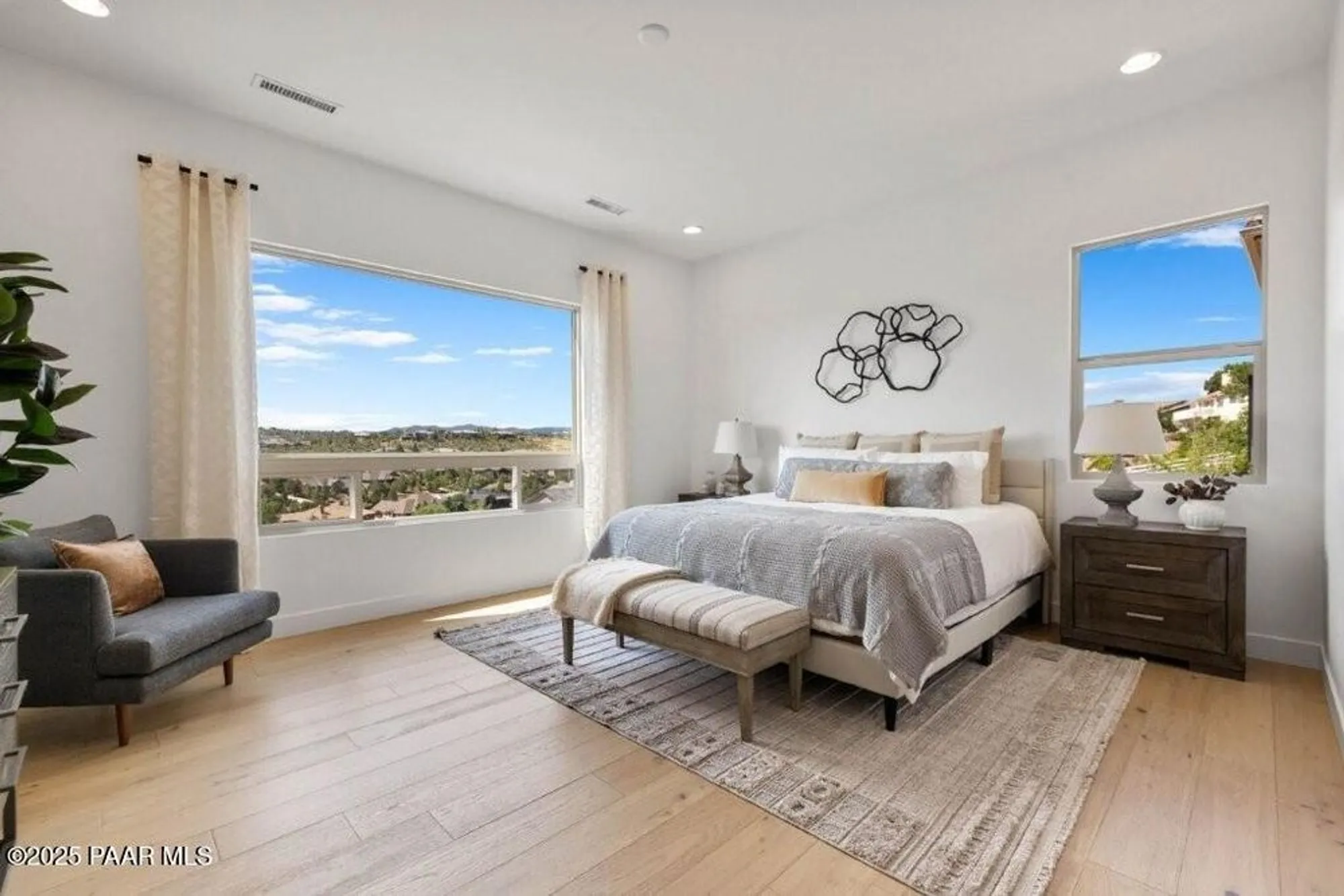 Property Slideshow image 27 of 49 | 1109 s lakeview dr, Prescott, AZ, 86301