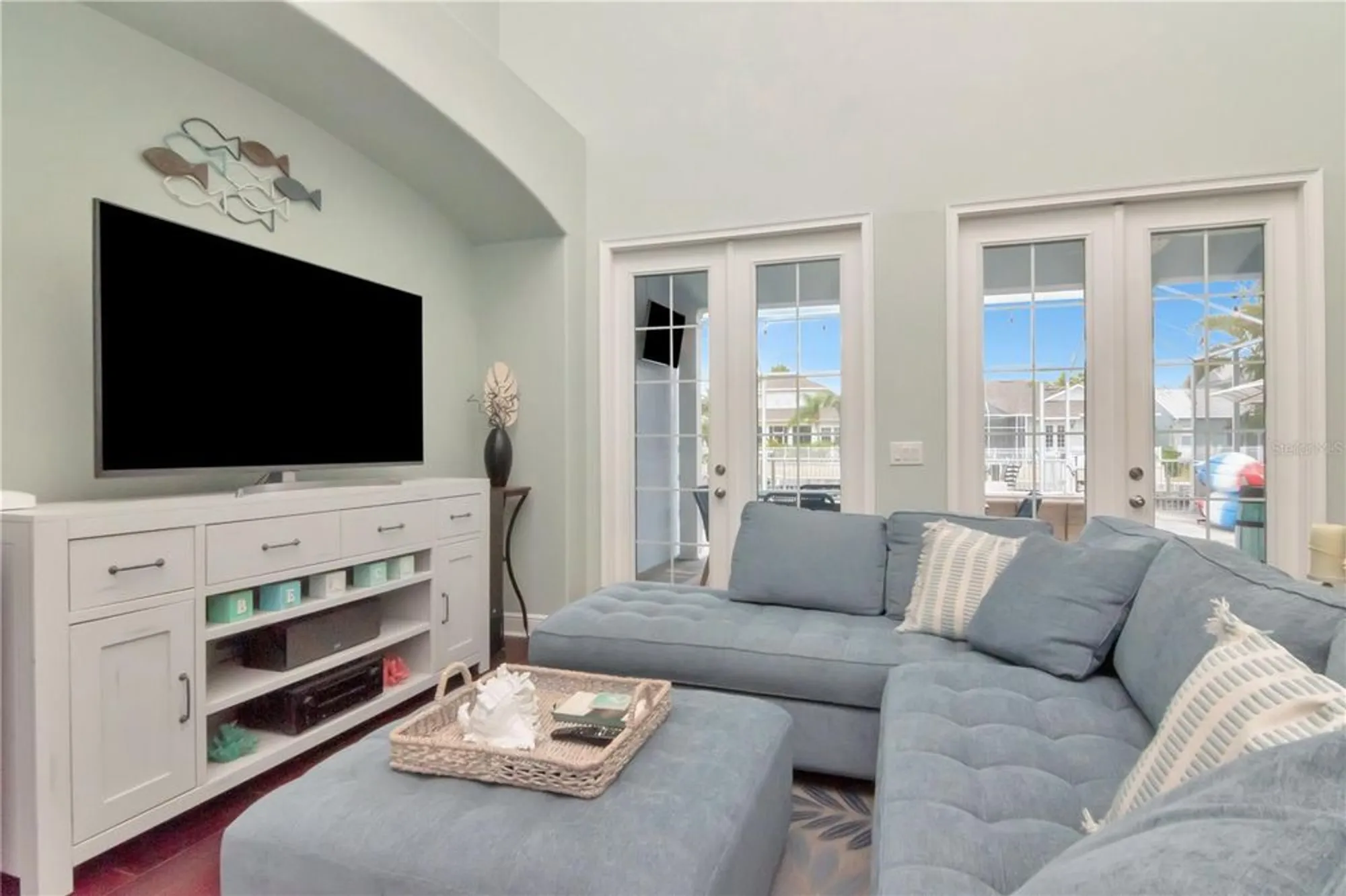 Property Slideshow image 7 of 43 | 5721 sea turtle pl, Apollo Beach, FL, 33572