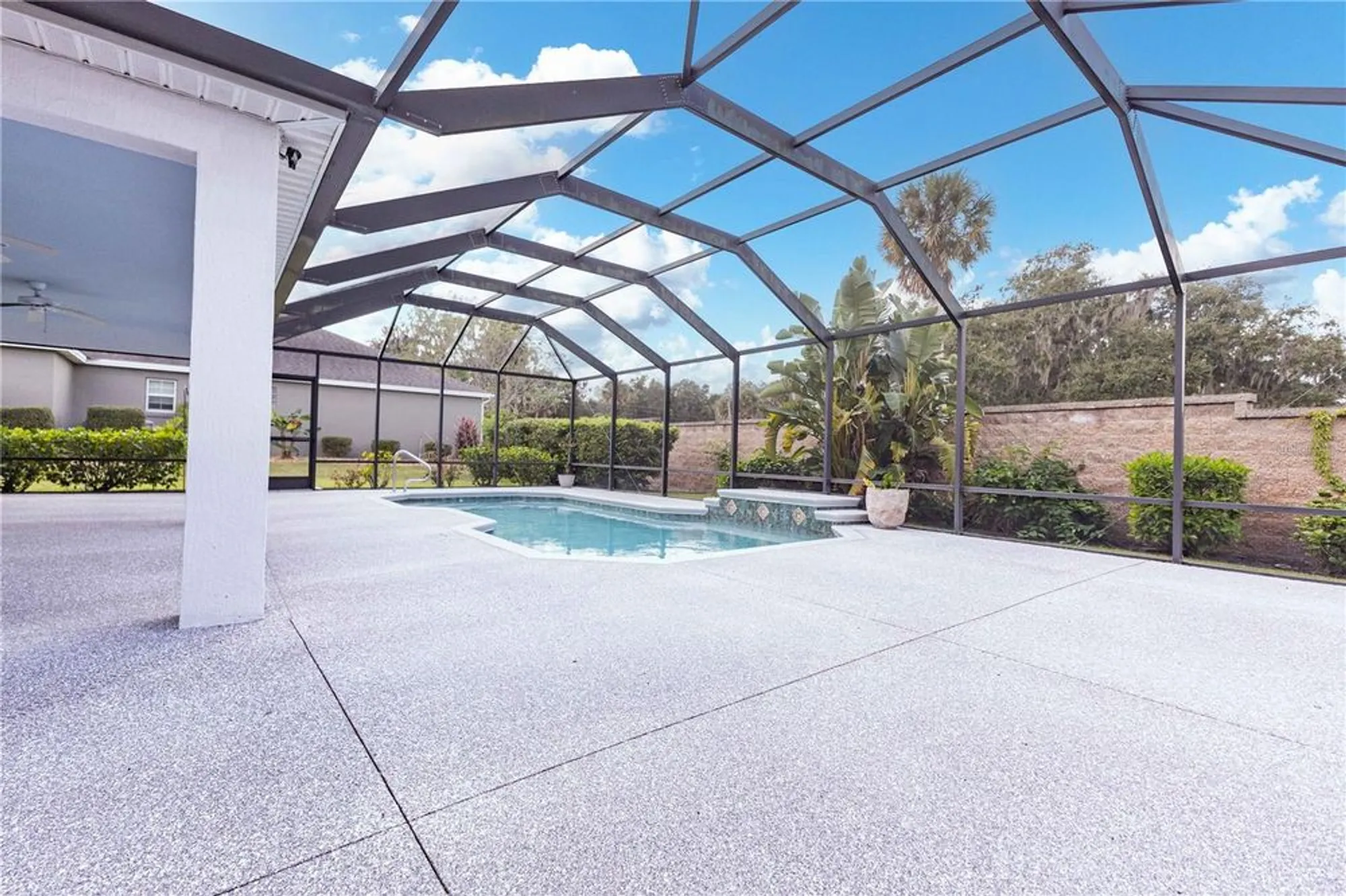 Property Slideshow image 35 of 42 | 3976 ironwood ln, The Villages, FL, 32163