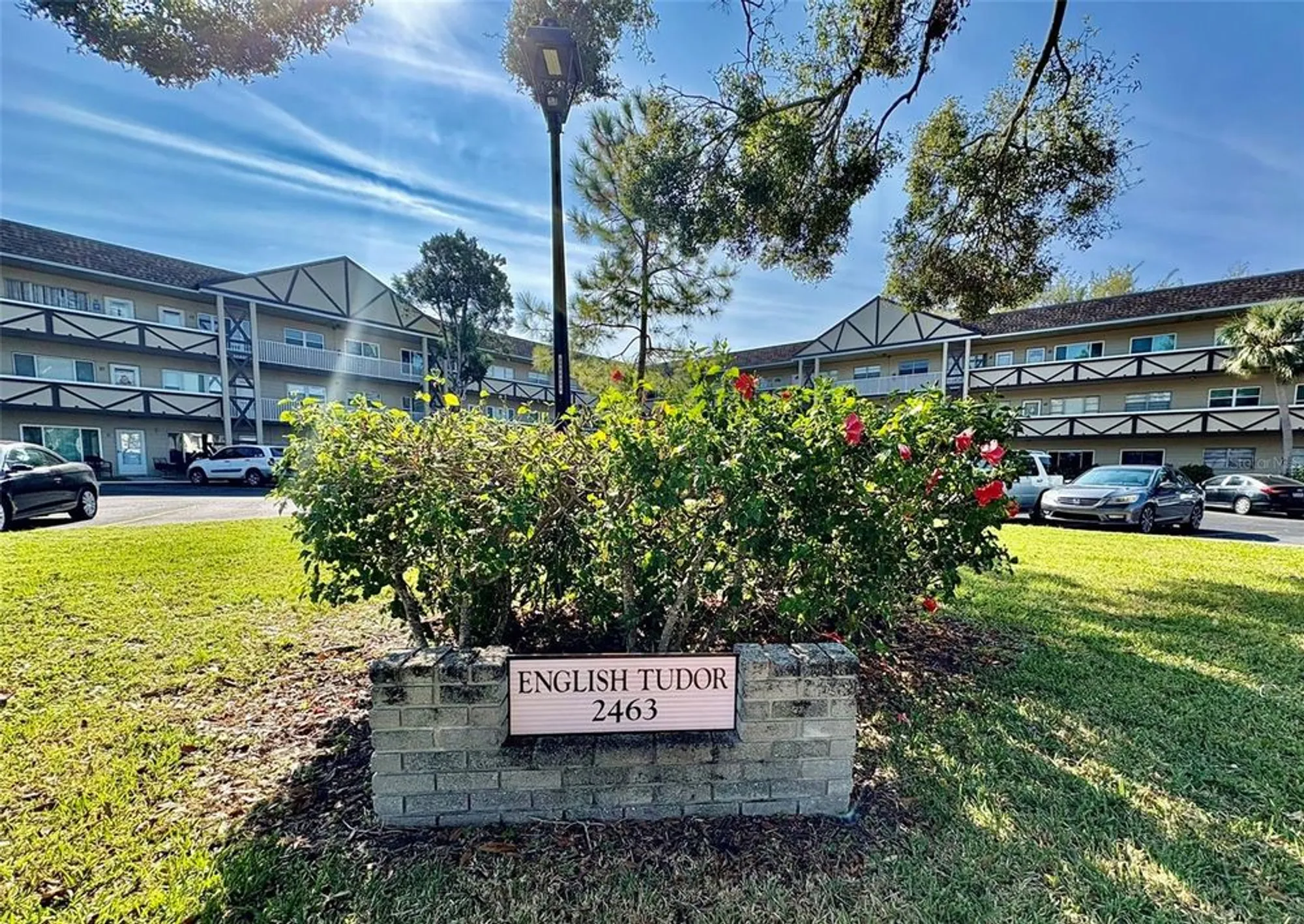 Property Slideshow image 1 of 55 | 2463 brazilia dr 53, Clearwater, FL, 33763