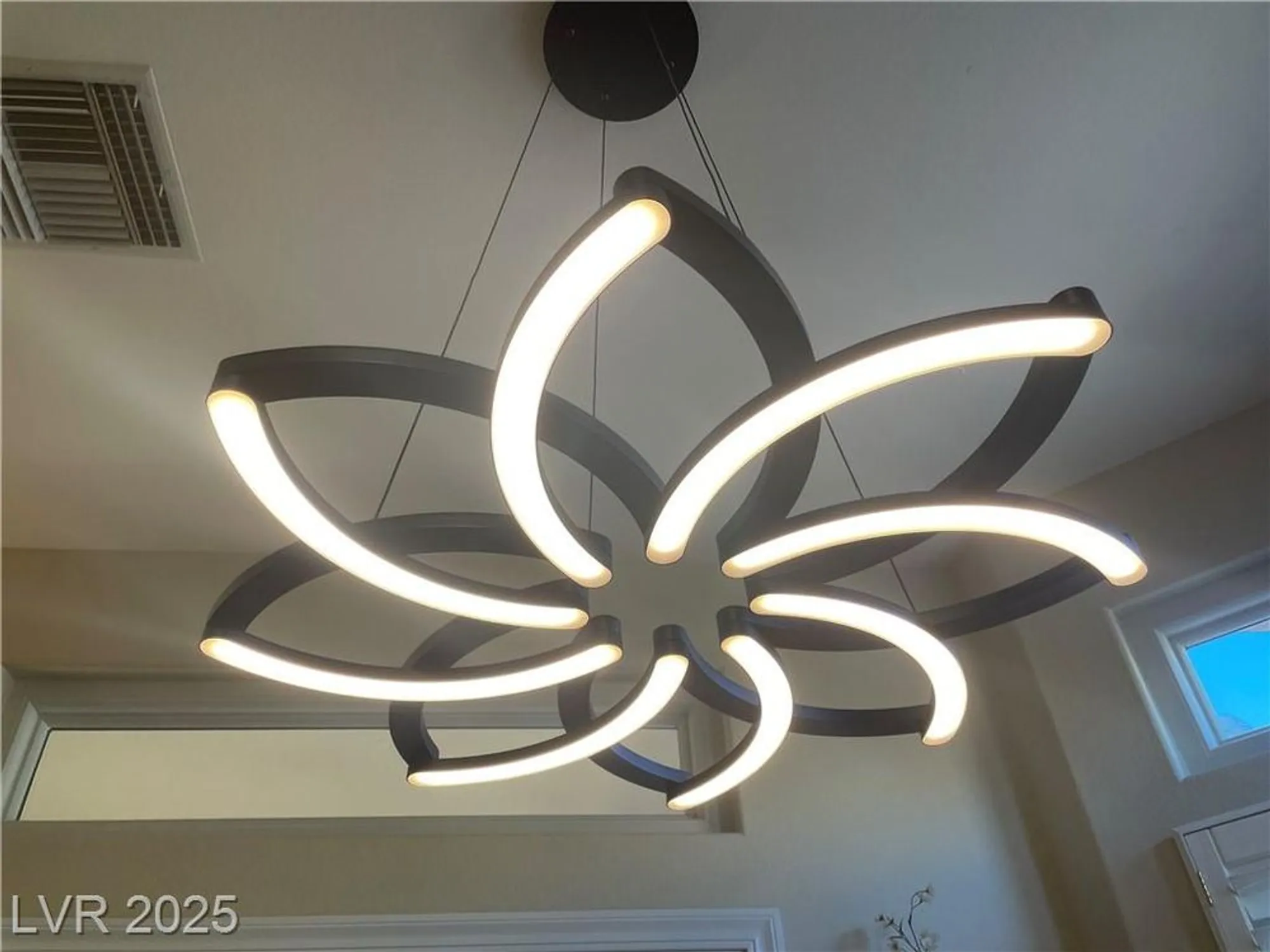 Property Slideshow image 11 of 46 | 1901 capestone st, Las Vegas, NV, 89134