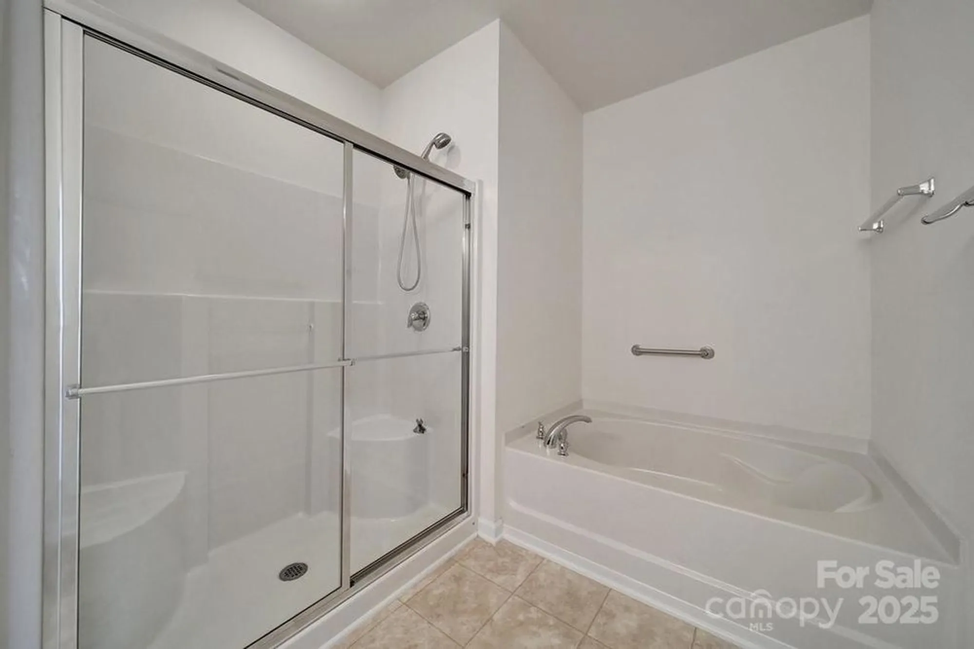 Property Slideshow image 19 of 40 | 328 garnet ct, Fort Mill, SC, 29708