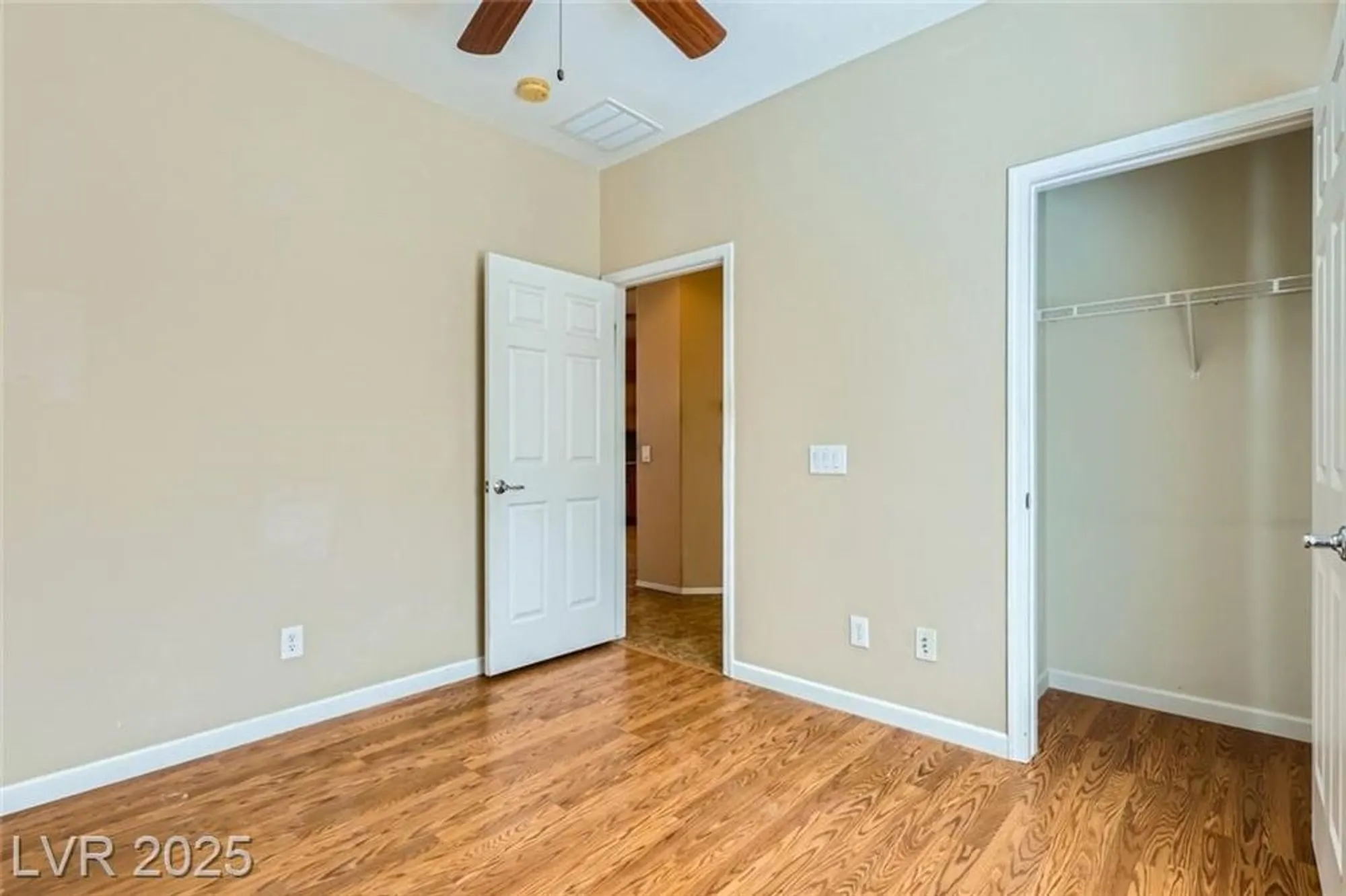 Property Slideshow image 37 of 53 | 6128 isola peak ave, Las Vegas, NV, 89122