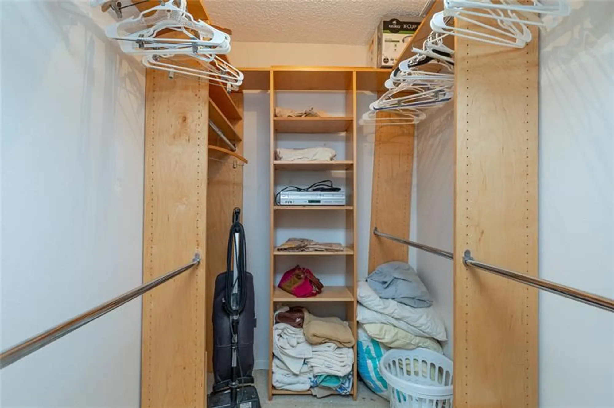 Property Slideshow image 22 of 43 | 2731 ne 14th street cswy 710, Pompano Beach, FL, 33062