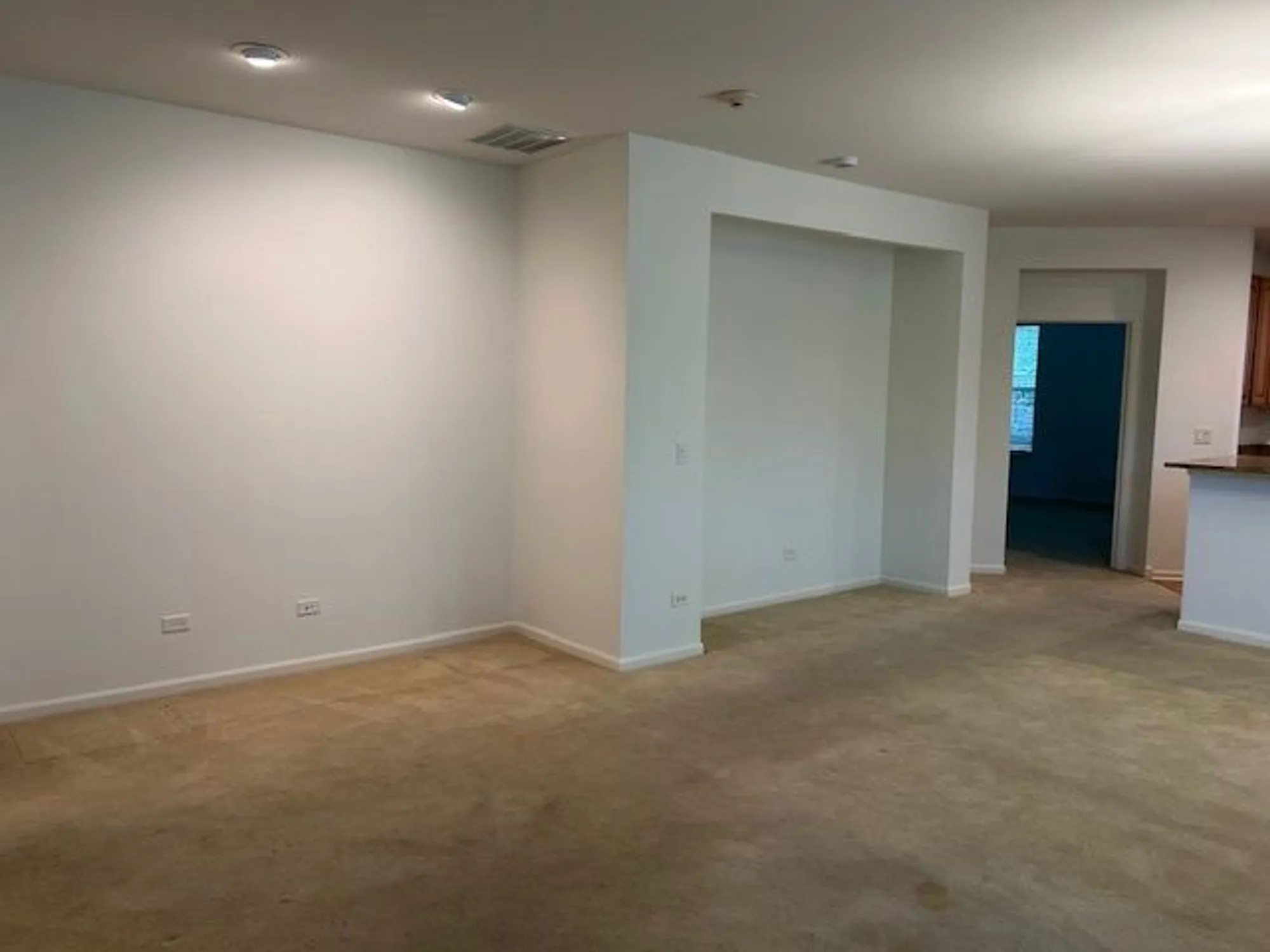 Property Slideshow image 5 of 22 | 2875 normandy cir, Naperville, IL, 60564