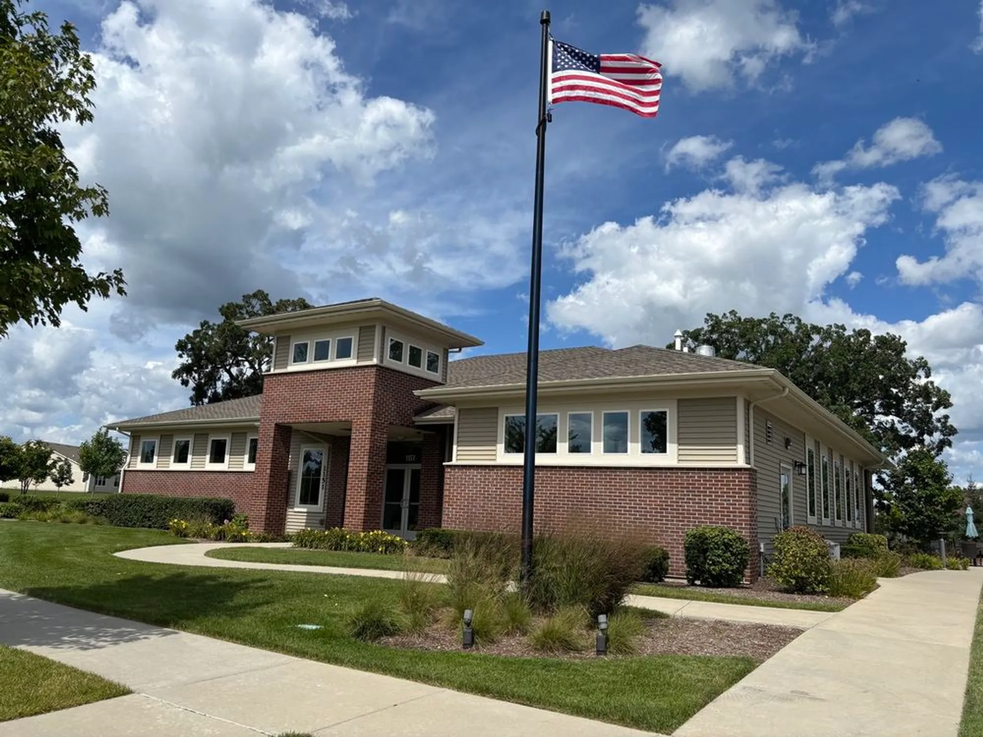 Property Slideshow image 23 of 29 | 1117 black cherry dr, Crystal Lake, IL, 60012