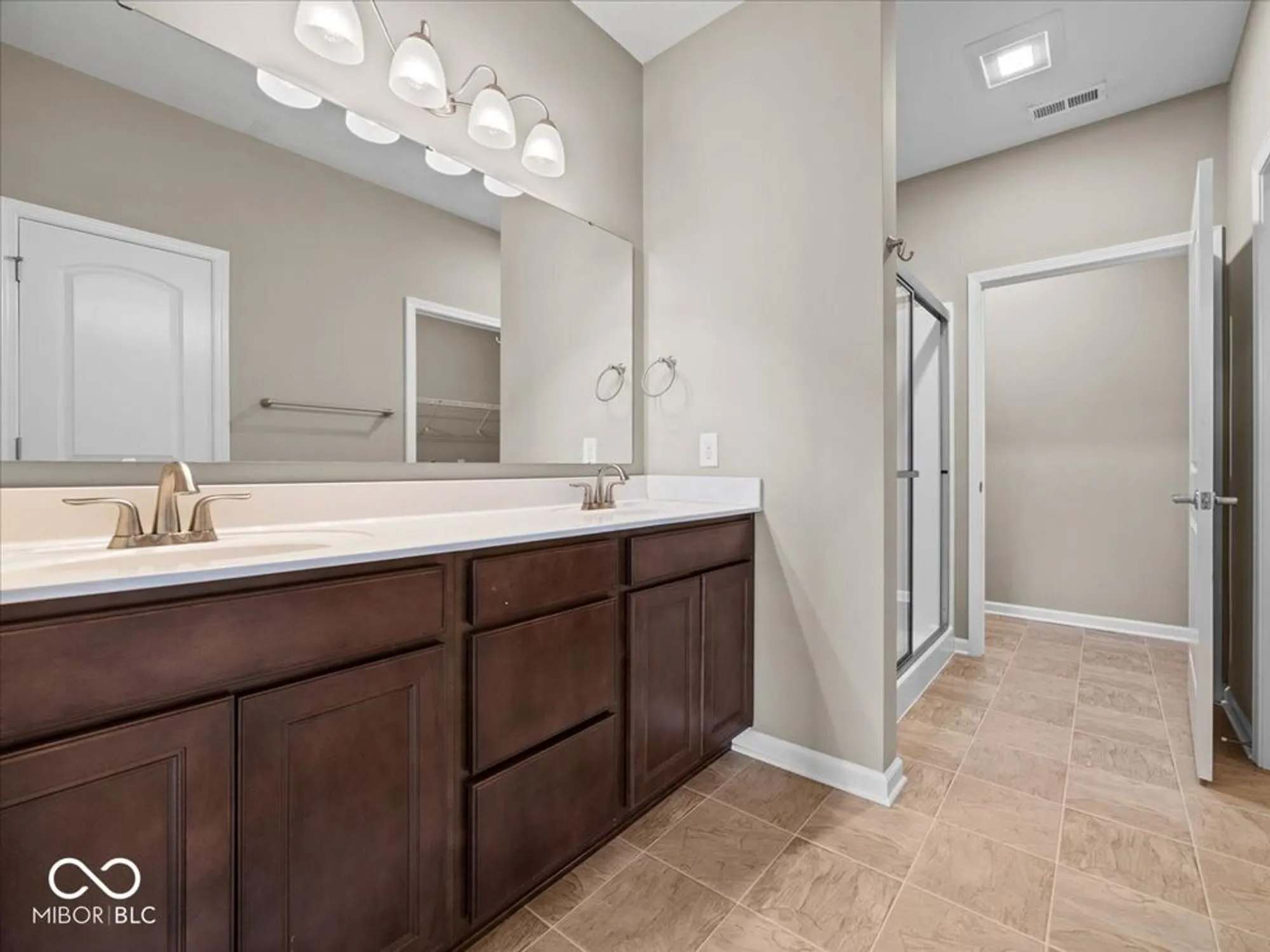 Property Slideshow image 27 of 38 | 8750 twain ln, Indianapolis, IN, 46239