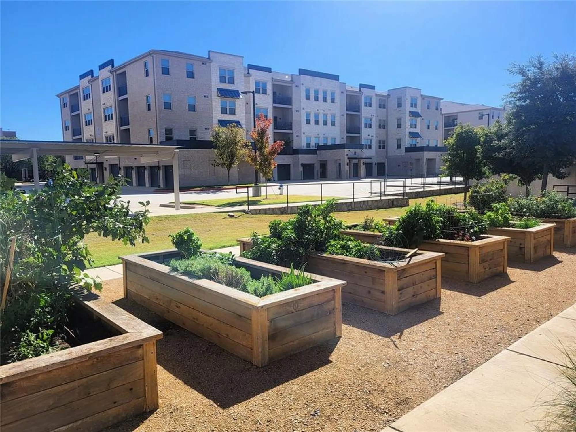 Property Slideshow image 36 of 39 | 651 n watters rd apt 2307, Allen, TX, 75013