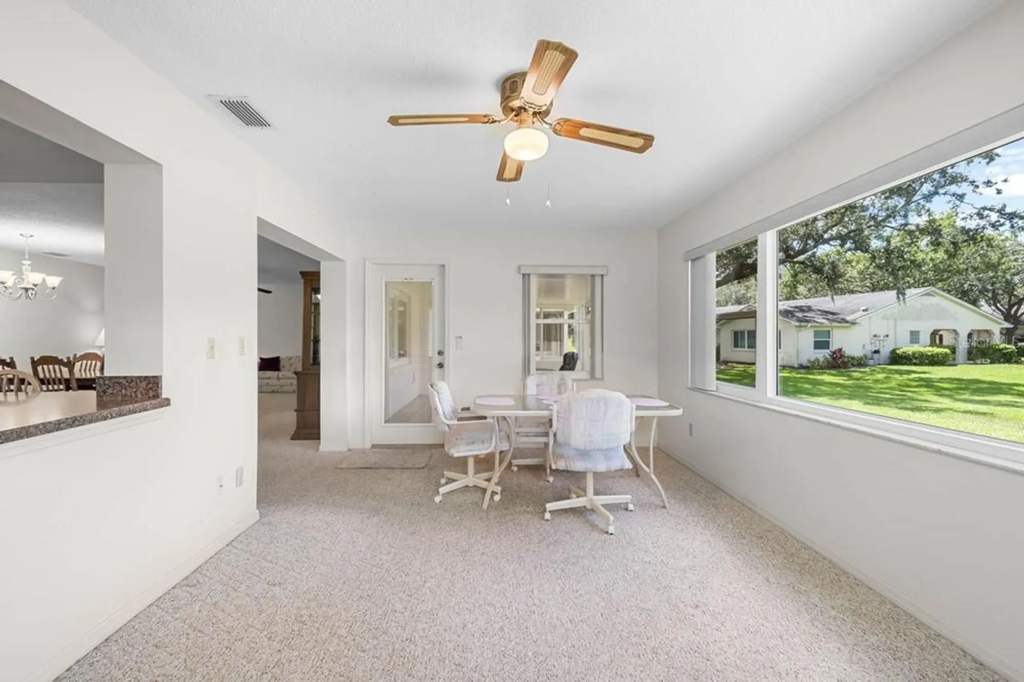 Property Slideshow image 15 of 50 | 2109 harleston pl # 2109, Sun City Center, FL, 33573