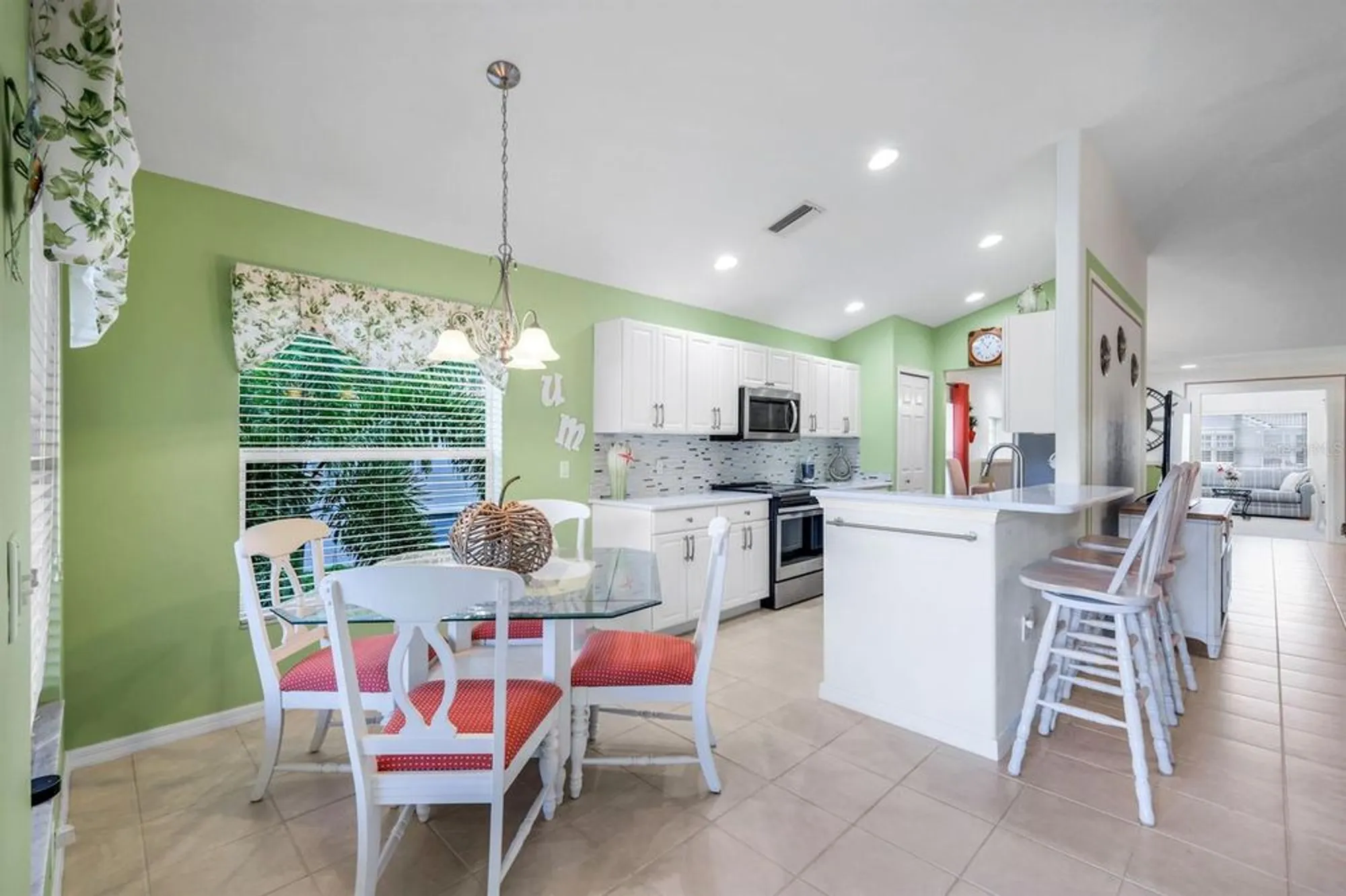 Property Slideshow image 17 of 31 | 11019 mill creek way 901, Fort Myers, FL, 33913