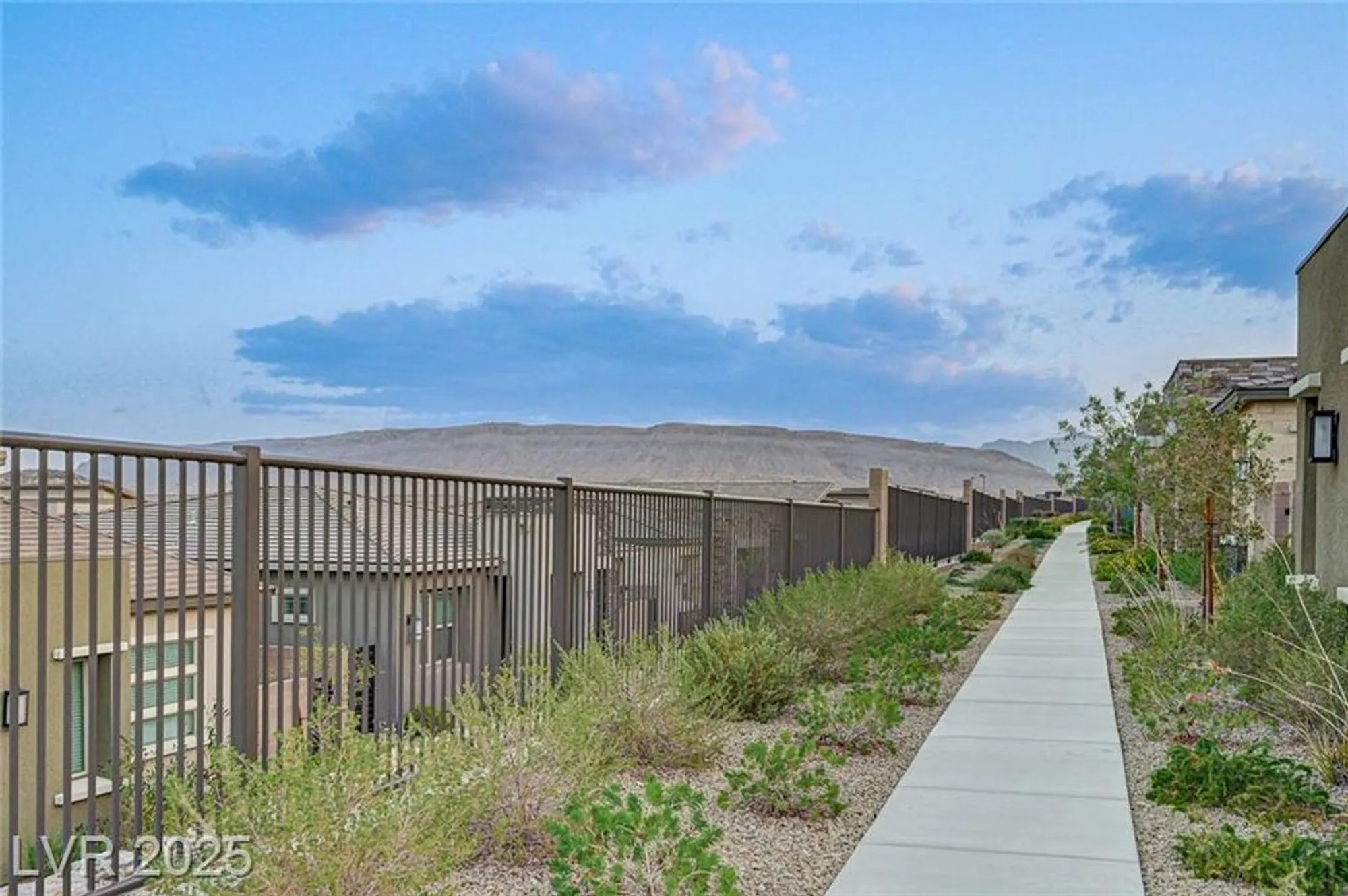 Property Slideshow image 46 of 67 | 912 allister fields ln, Las Vegas, NV, 89138