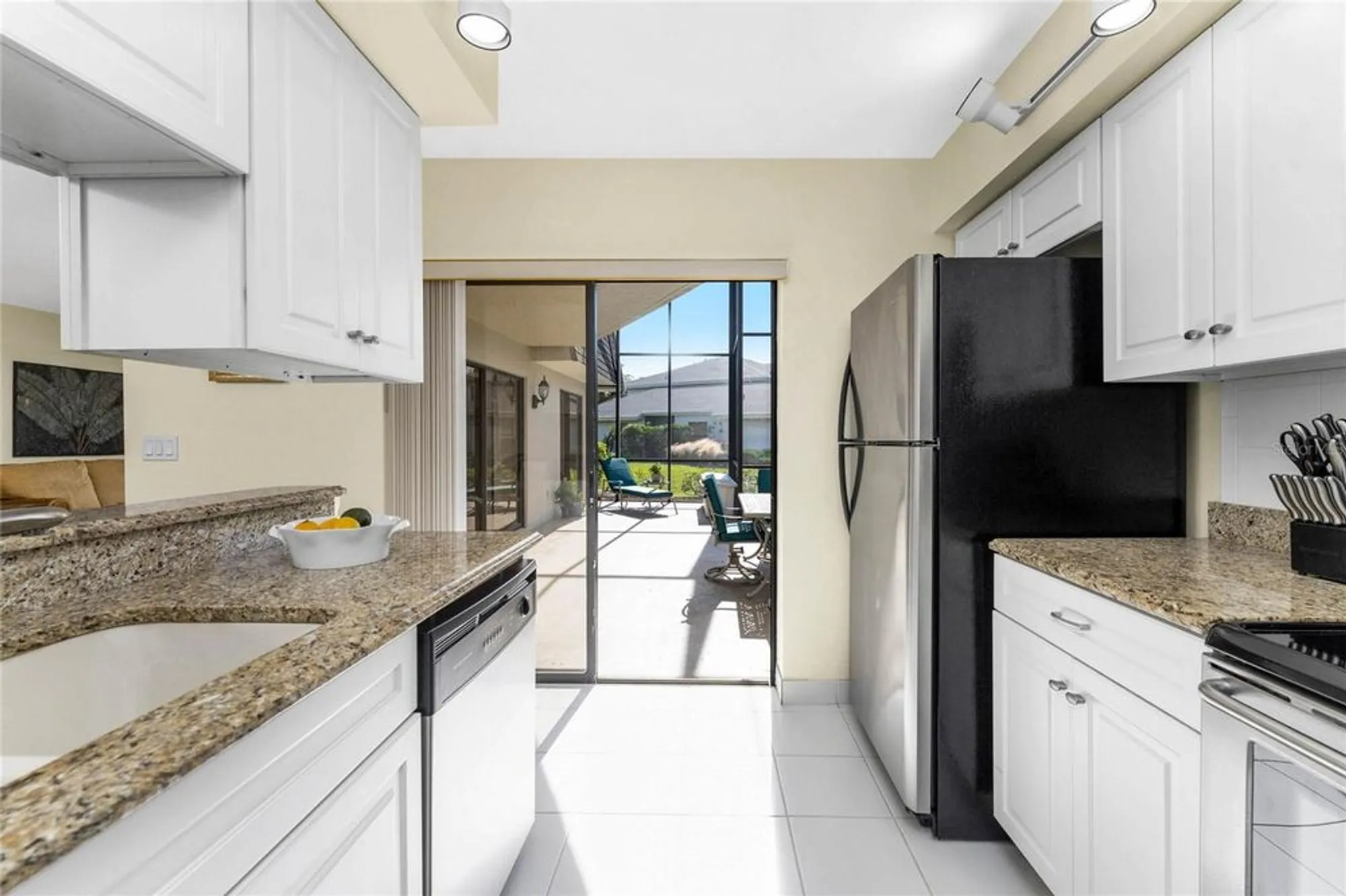 Property Slideshow image 17 of 42 | 3021 matecumbe key rd apt 4, Punta Gorda, FL, 33955