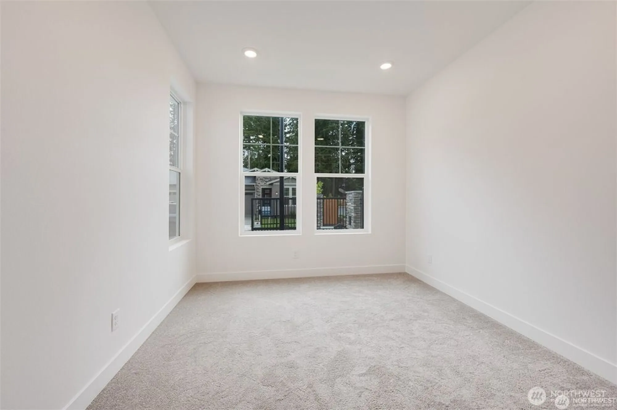 Property Slideshow image 7 of 37 | 29208 217th pl se # 34, Black Diamond, WA, 98010